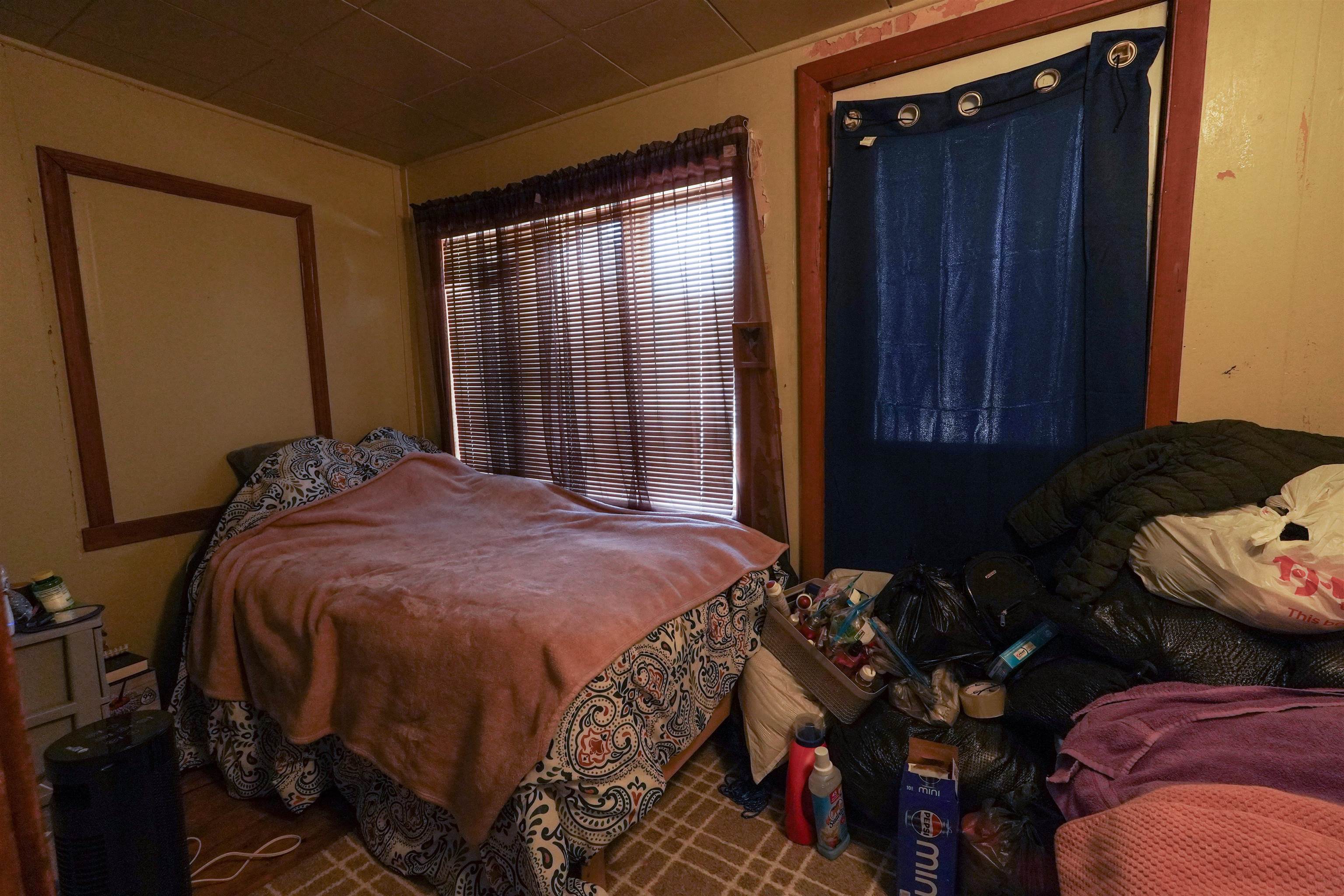 233047 STATE HIGHWAY 13, Abbotsford, Wisconsin 54405, 5 Bedrooms Bedrooms, ,1 BathroomBathrooms,Residential,For Sale,233047 STATE HIGHWAY 13,22601120