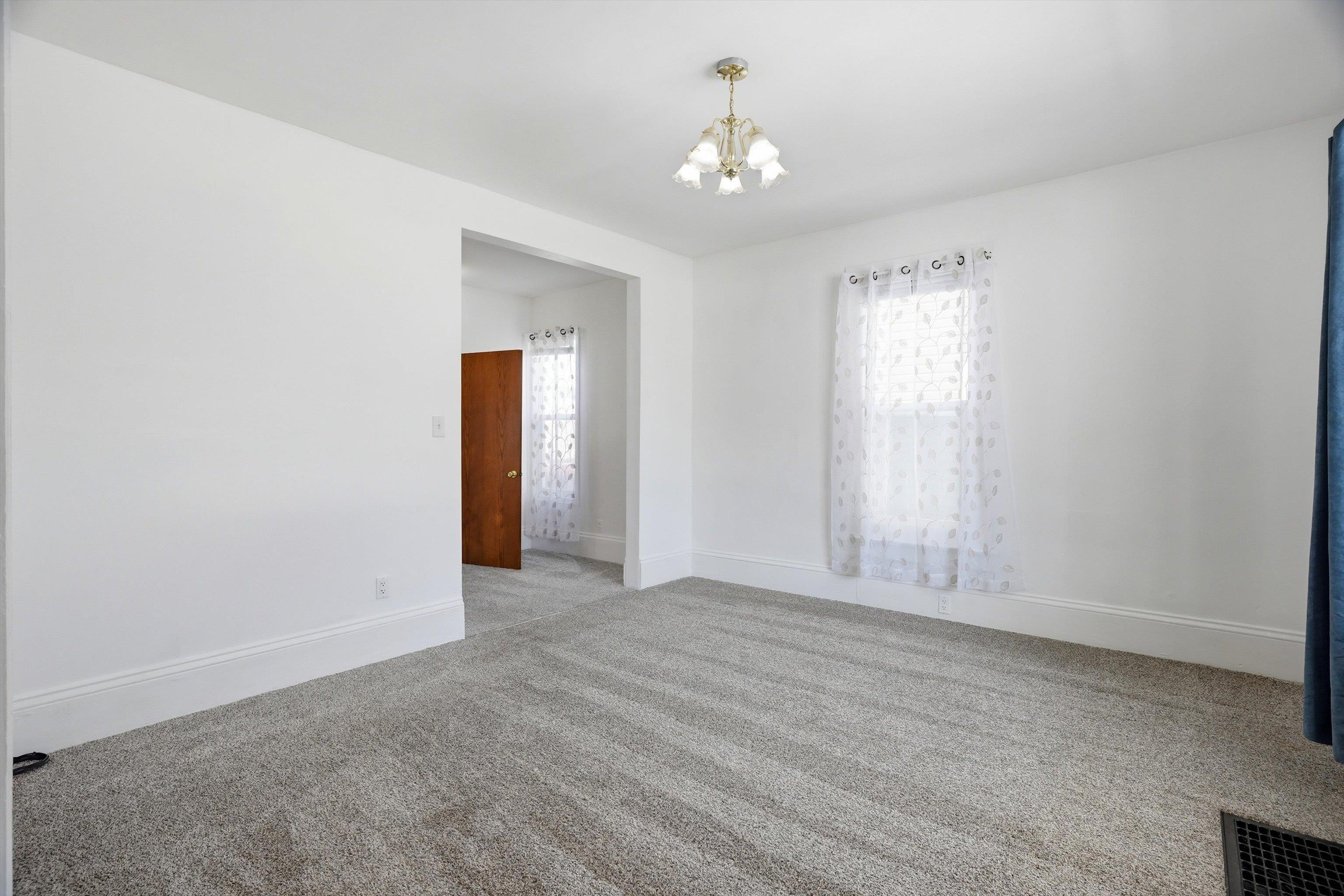 504 S MAPLE AVENUE, Marshfield, Wisconsin 54449, 4 Bedrooms Bedrooms, ,2 BathroomsBathrooms,Residential,For Sale,504 S MAPLE AVENUE,22601122