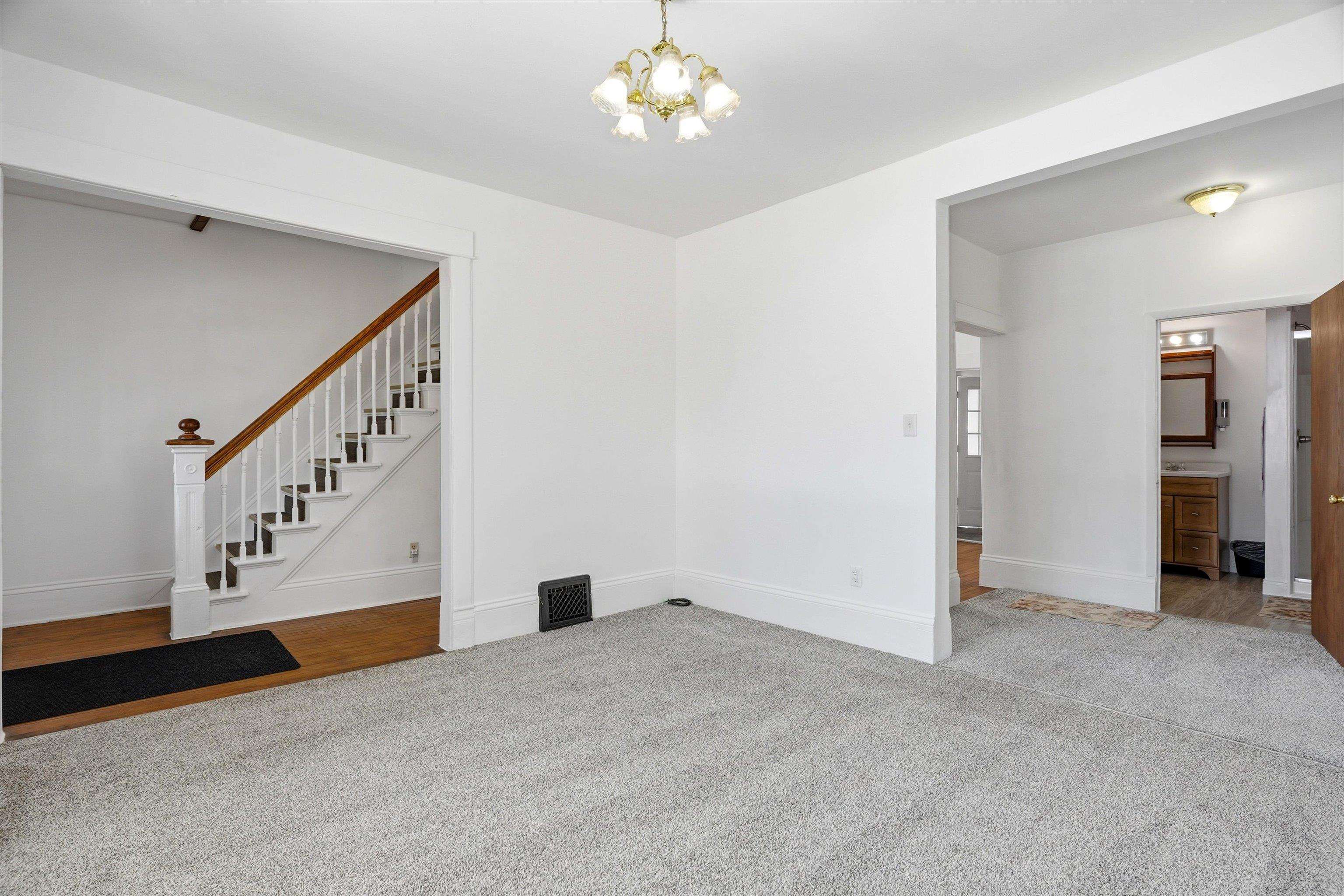 504 S MAPLE AVENUE, Marshfield, Wisconsin 54449, 4 Bedrooms Bedrooms, ,2 BathroomsBathrooms,Residential,For Sale,504 S MAPLE AVENUE,22601122