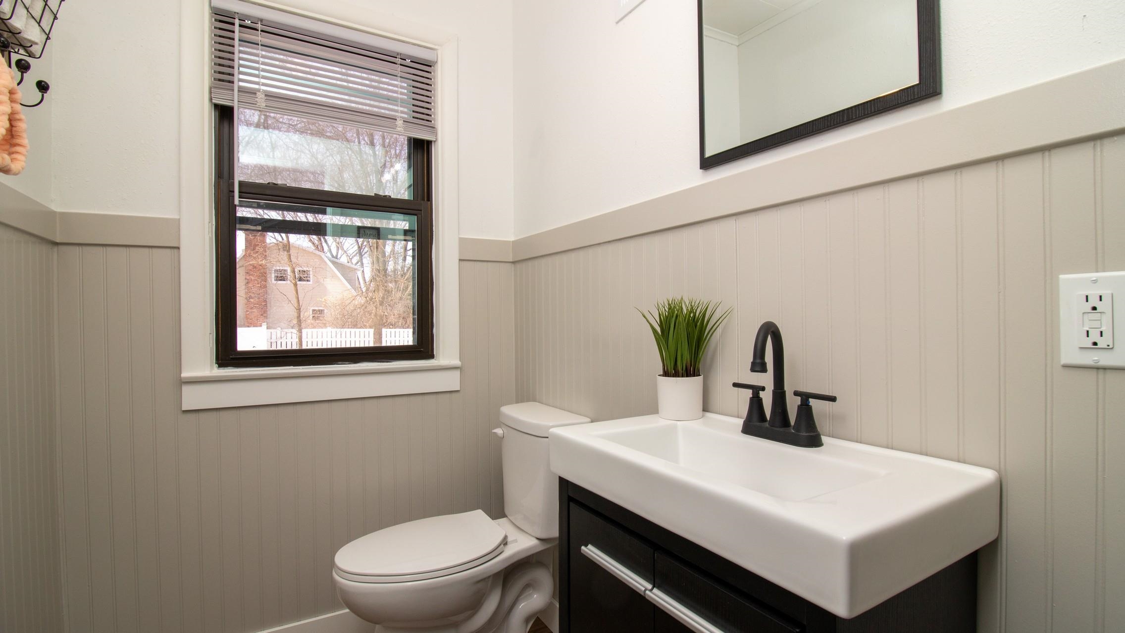 412 S CYPRESS AVENUE, Marshfield, Wisconsin 54449, 3 Bedrooms Bedrooms, ,1 BathroomBathrooms,Residential,For Sale,412 S CYPRESS AVENUE,22601128