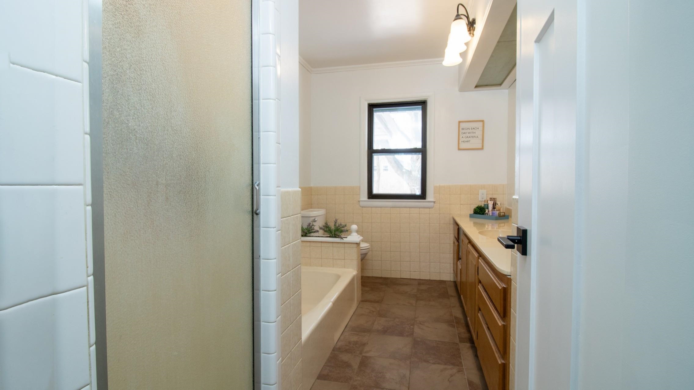 412 S CYPRESS AVENUE, Marshfield, Wisconsin 54449, 3 Bedrooms Bedrooms, ,1 BathroomBathrooms,Residential,For Sale,412 S CYPRESS AVENUE,22601128