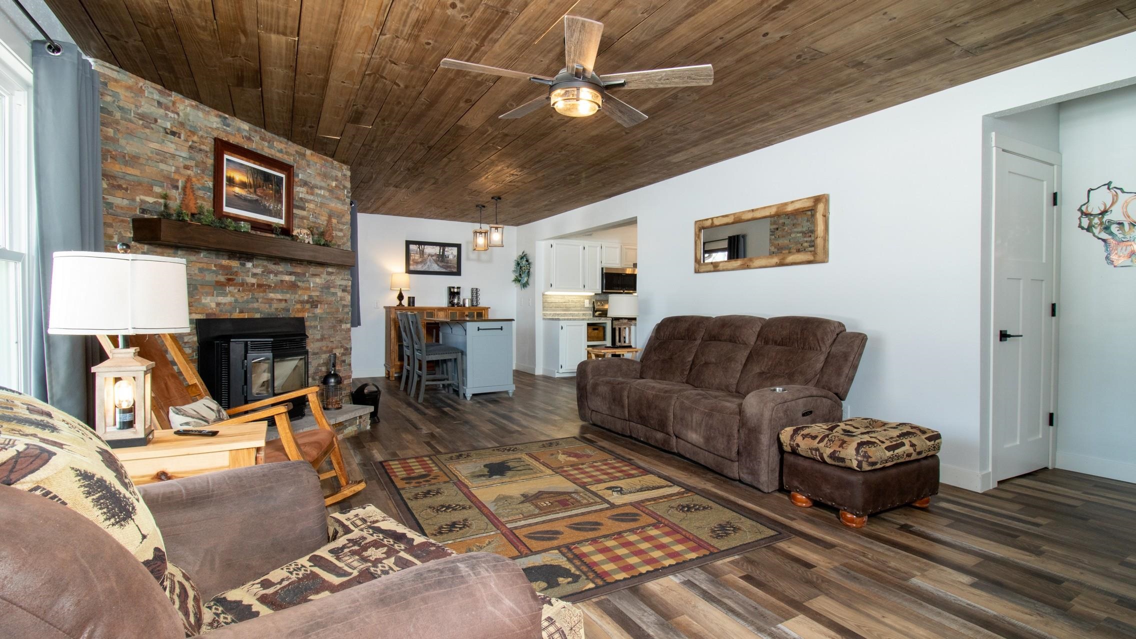 412 S CYPRESS AVENUE, Marshfield, Wisconsin 54449, 3 Bedrooms Bedrooms, ,1 BathroomBathrooms,Residential,For Sale,412 S CYPRESS AVENUE,22601128