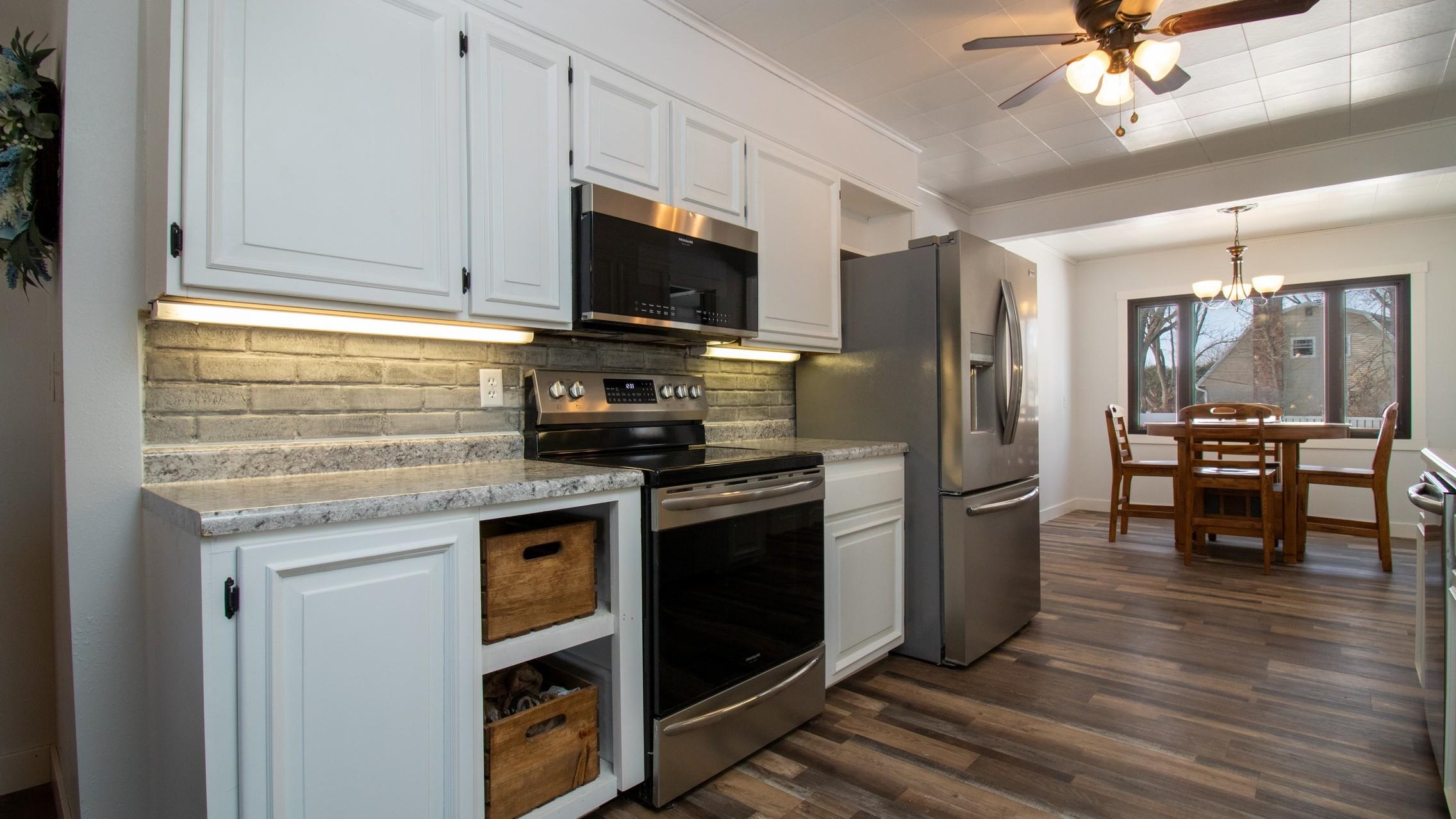 412 S CYPRESS AVENUE, Marshfield, Wisconsin 54449, 3 Bedrooms Bedrooms, ,1 BathroomBathrooms,Residential,For Sale,412 S CYPRESS AVENUE,22601128