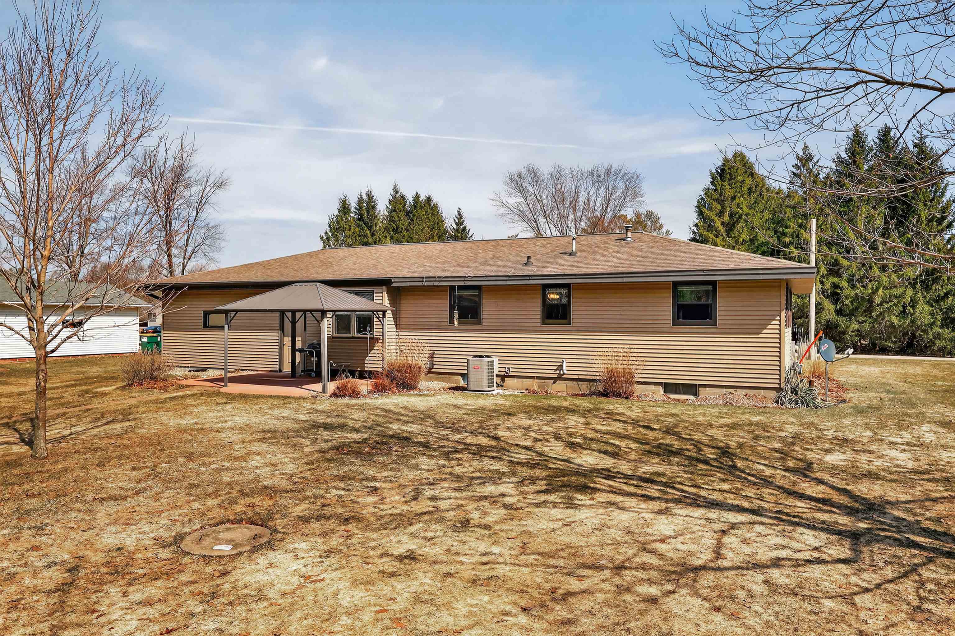 7710 MEADOWLARK LANE, Wisconsin Rapids, Wisconsin 54494, 3 Bedrooms Bedrooms, ,2 BathroomsBathrooms,Residential,For Sale,7710 MEADOWLARK LANE,22601137