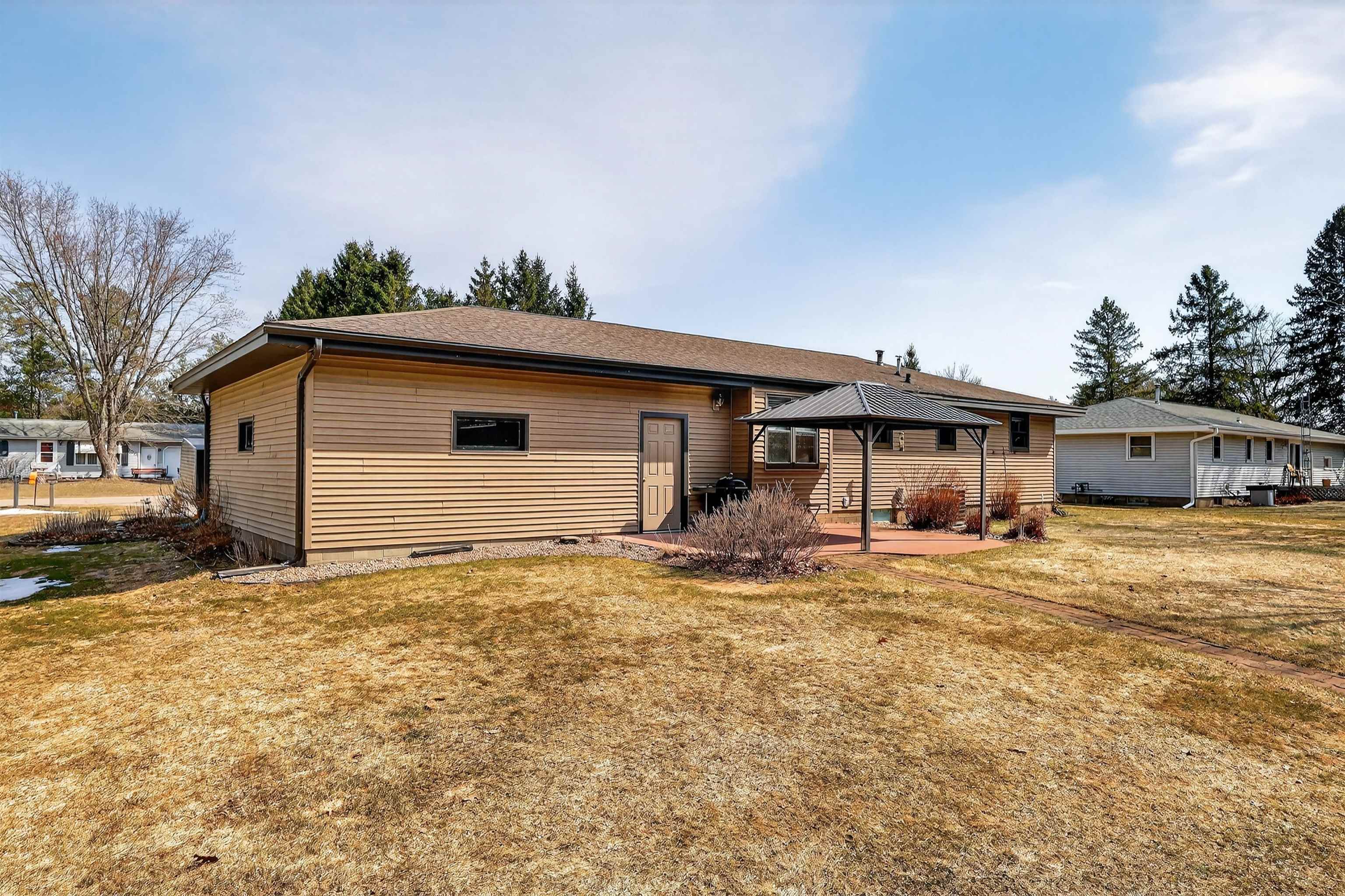 7710 MEADOWLARK LANE, Wisconsin Rapids, Wisconsin 54494, 3 Bedrooms Bedrooms, ,2 BathroomsBathrooms,Residential,For Sale,7710 MEADOWLARK LANE,22601137