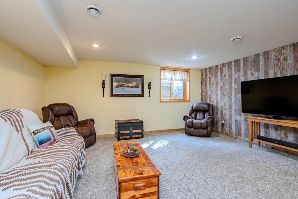 3806 SCHOONOVER ROAD, Weston, Wisconsin 54476, 3 Bedrooms Bedrooms, ,2 BathroomsBathrooms,Residential,For Sale,3806 SCHOONOVER ROAD,22601144