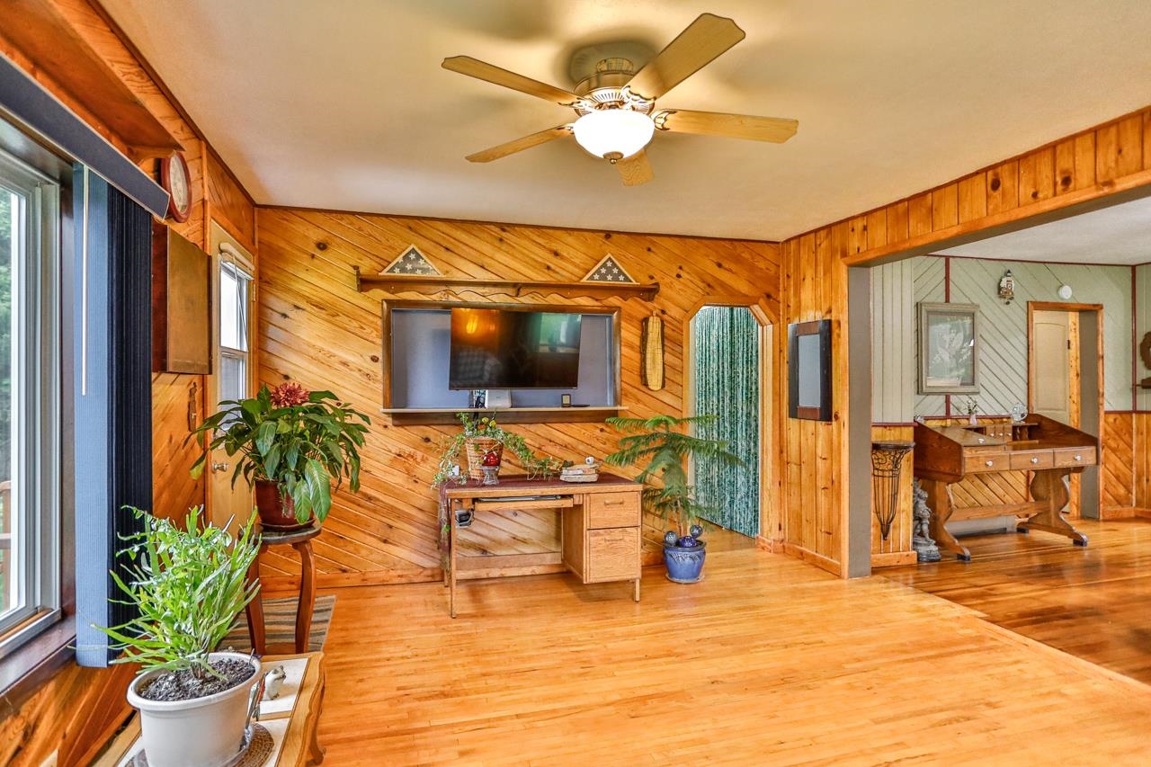 406 FLINT AVENUE, Mattoon, Wisconsin 54450, 4 Bedrooms Bedrooms, ,1 BathroomBathrooms,Residential,For Sale,406 FLINT AVENUE,22601145