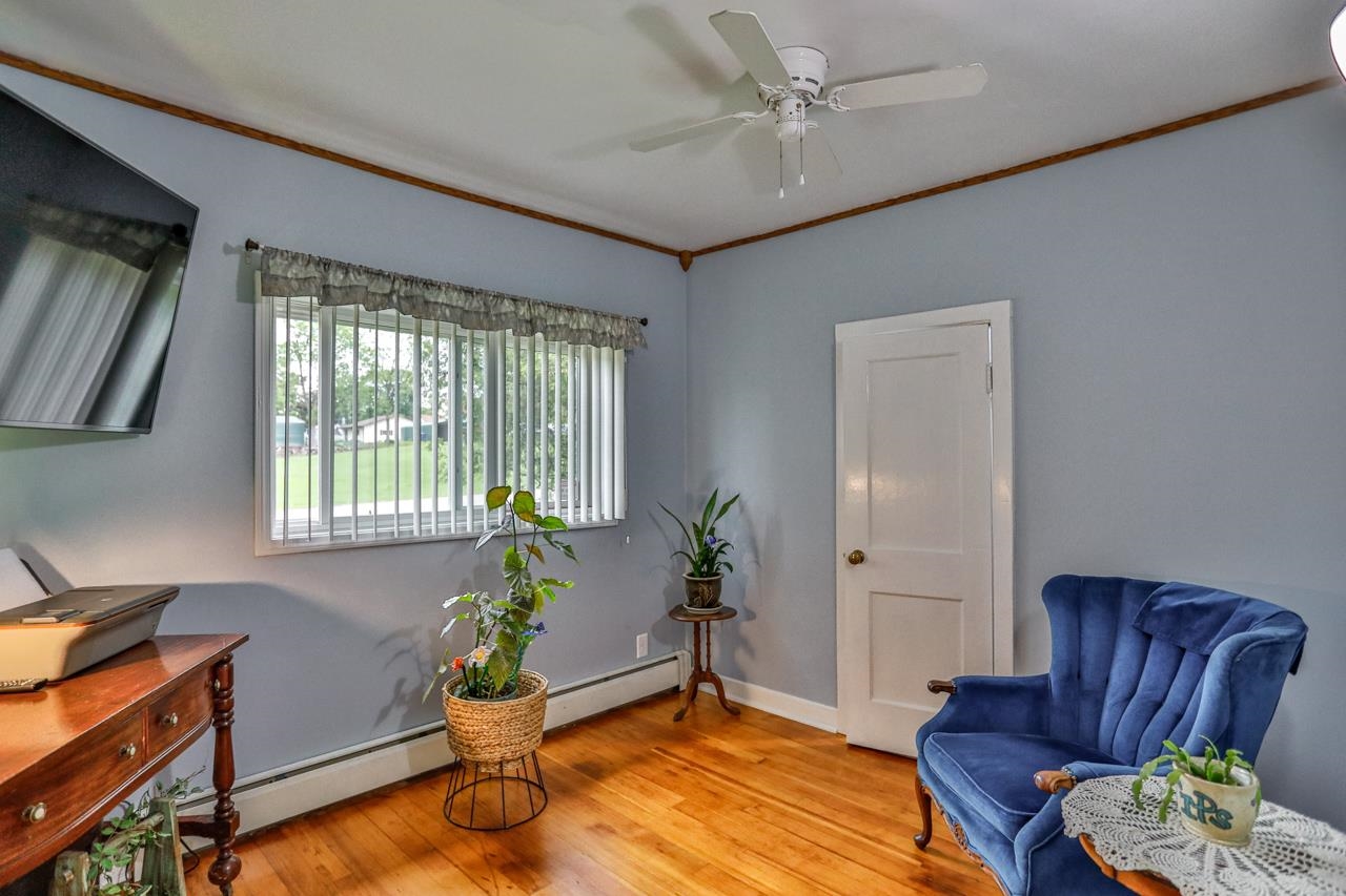 406 FLINT AVENUE, Mattoon, Wisconsin 54450, 4 Bedrooms Bedrooms, ,1 BathroomBathrooms,Residential,For Sale,406 FLINT AVENUE,22601145