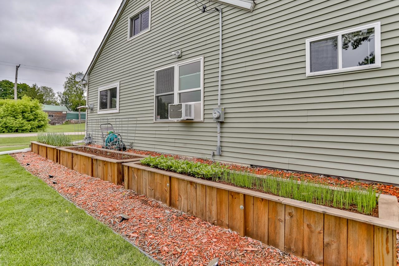 406 FLINT AVENUE, Mattoon, Wisconsin 54450, 4 Bedrooms Bedrooms, ,1 BathroomBathrooms,Residential,For Sale,406 FLINT AVENUE,22601145