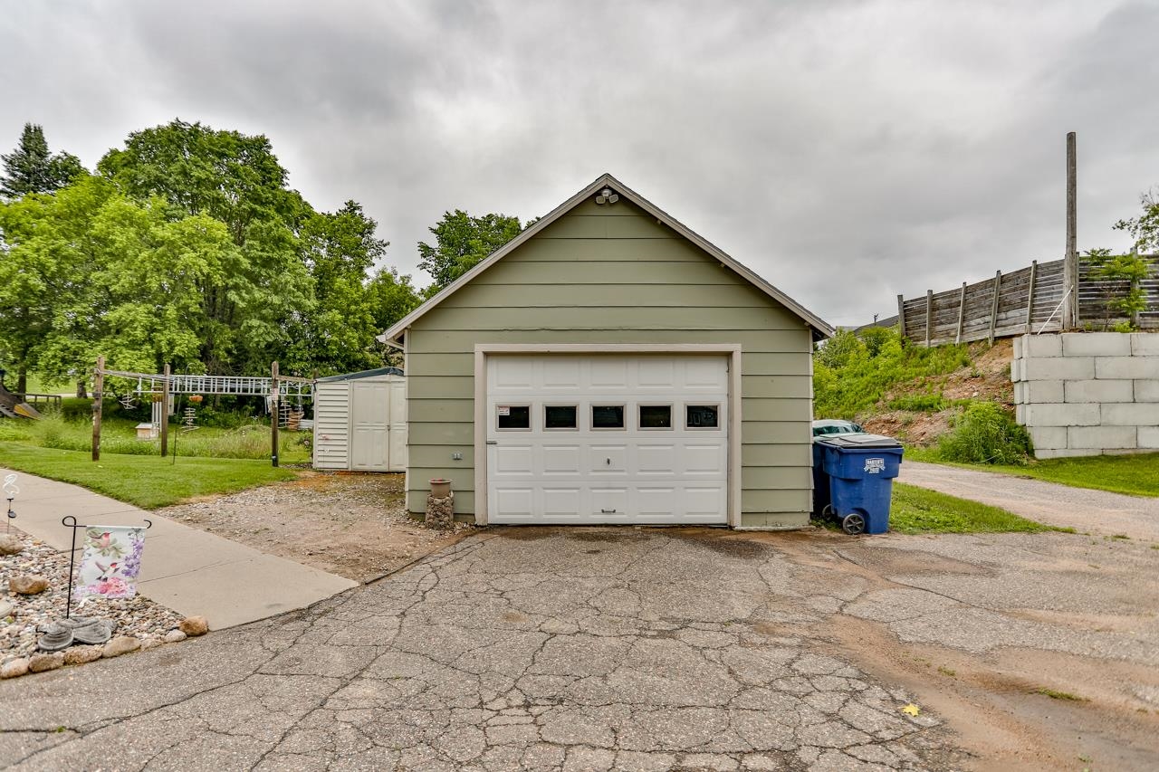 406 FLINT AVENUE, Mattoon, Wisconsin 54450, 4 Bedrooms Bedrooms, ,1 BathroomBathrooms,Residential,For Sale,406 FLINT AVENUE,22601145
