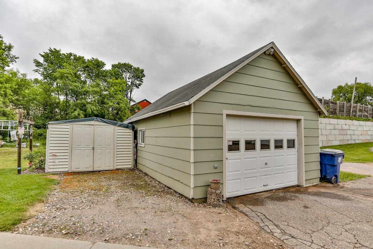 406 FLINT AVENUE, Mattoon, Wisconsin 54450, 4 Bedrooms Bedrooms, ,1 BathroomBathrooms,Residential,For Sale,406 FLINT AVENUE,22601145