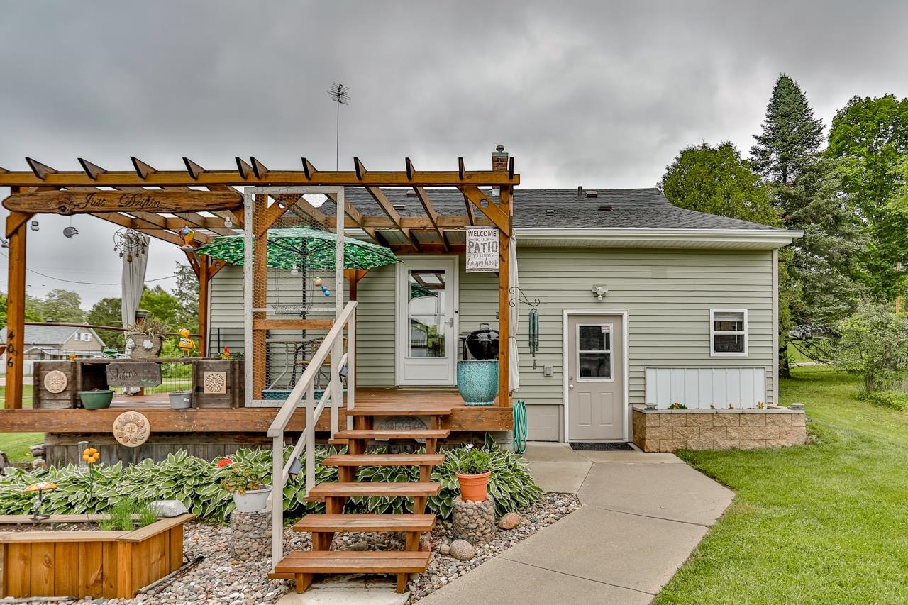 406 FLINT AVENUE, Mattoon, Wisconsin 54450, 4 Bedrooms Bedrooms, ,1 BathroomBathrooms,Residential,For Sale,406 FLINT AVENUE,22601145