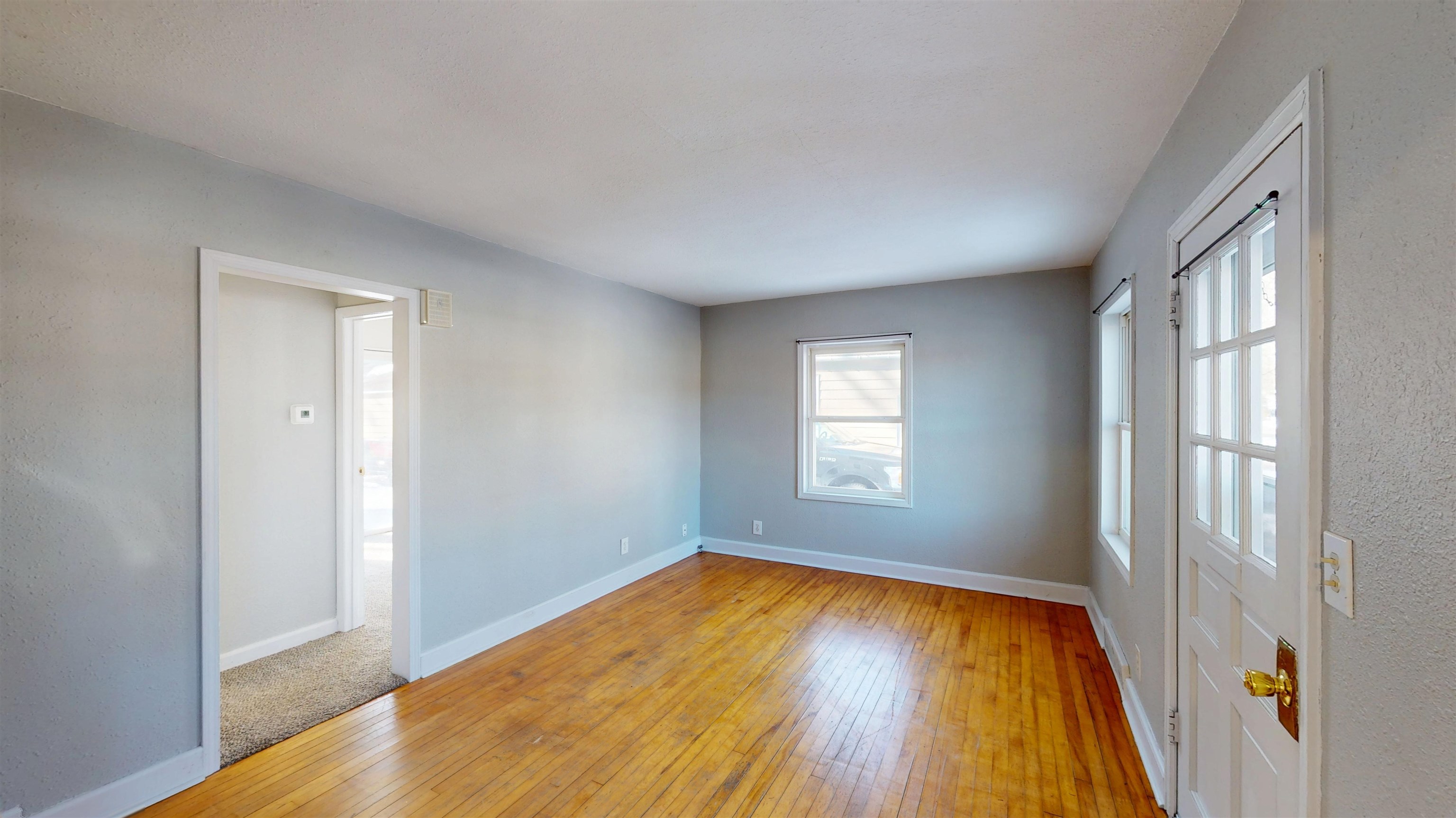 1012 S SEVERNS AVENUE, Marshfield, Wisconsin 54449, 3 Bedrooms Bedrooms, ,1 BathroomBathrooms,Residential,For Sale,1012 S SEVERNS AVENUE,22601148