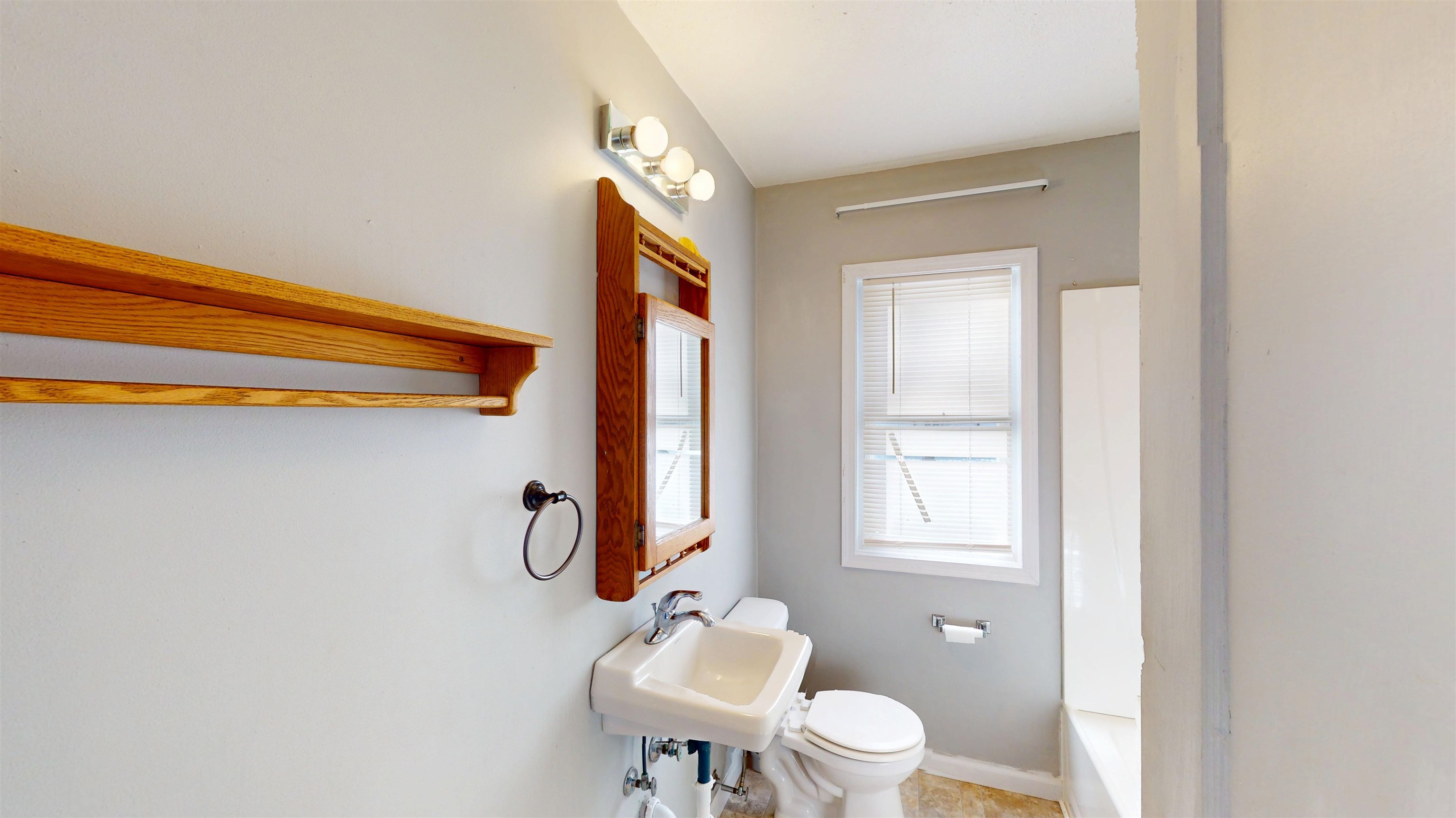 1012 S SEVERNS AVENUE, Marshfield, Wisconsin 54449, 3 Bedrooms Bedrooms, ,1 BathroomBathrooms,Residential,For Sale,1012 S SEVERNS AVENUE,22601148