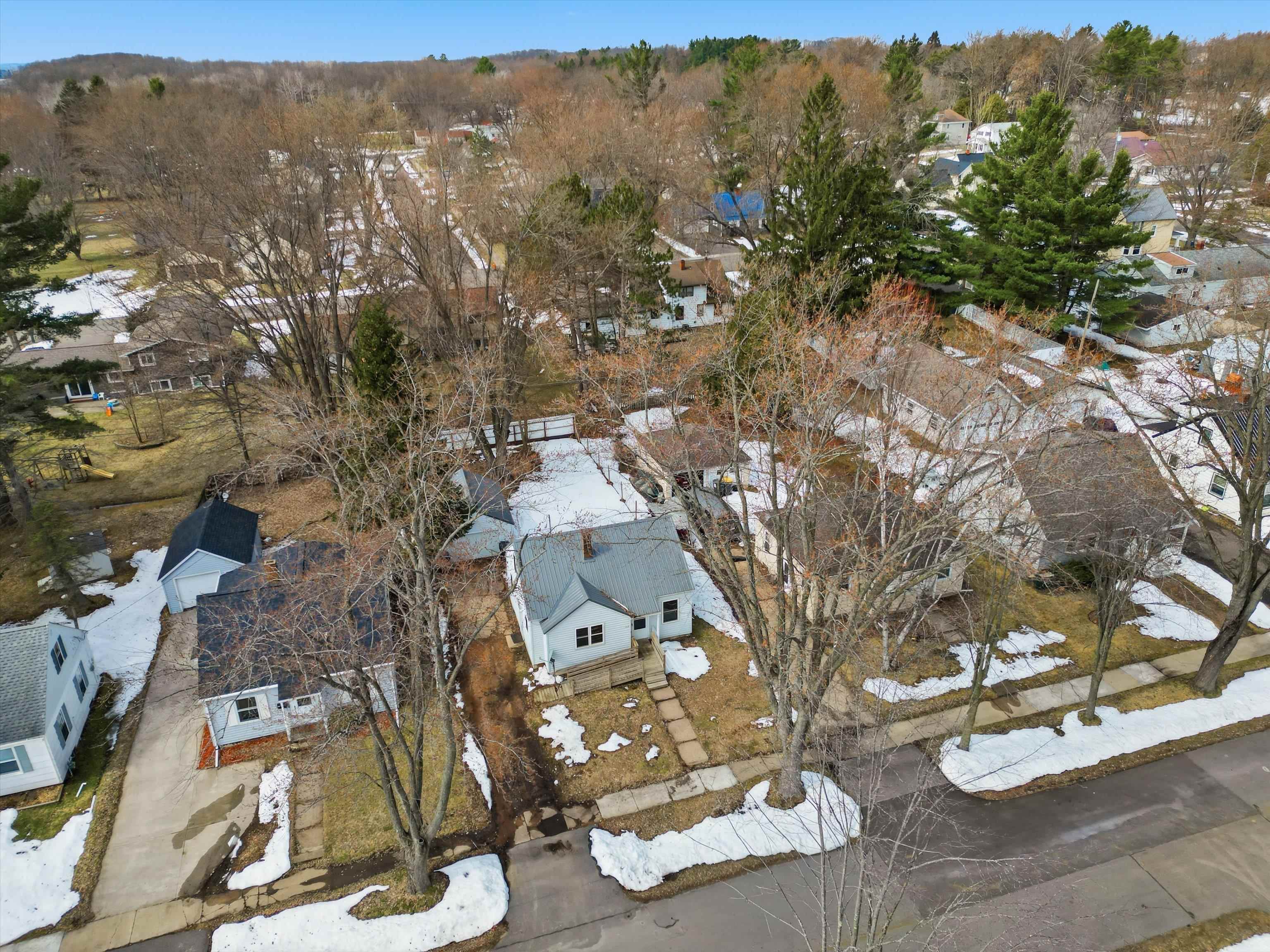 1012 S SEVERNS AVENUE, Marshfield, Wisconsin 54449, 3 Bedrooms Bedrooms, ,1 BathroomBathrooms,Residential,For Sale,1012 S SEVERNS AVENUE,22601148