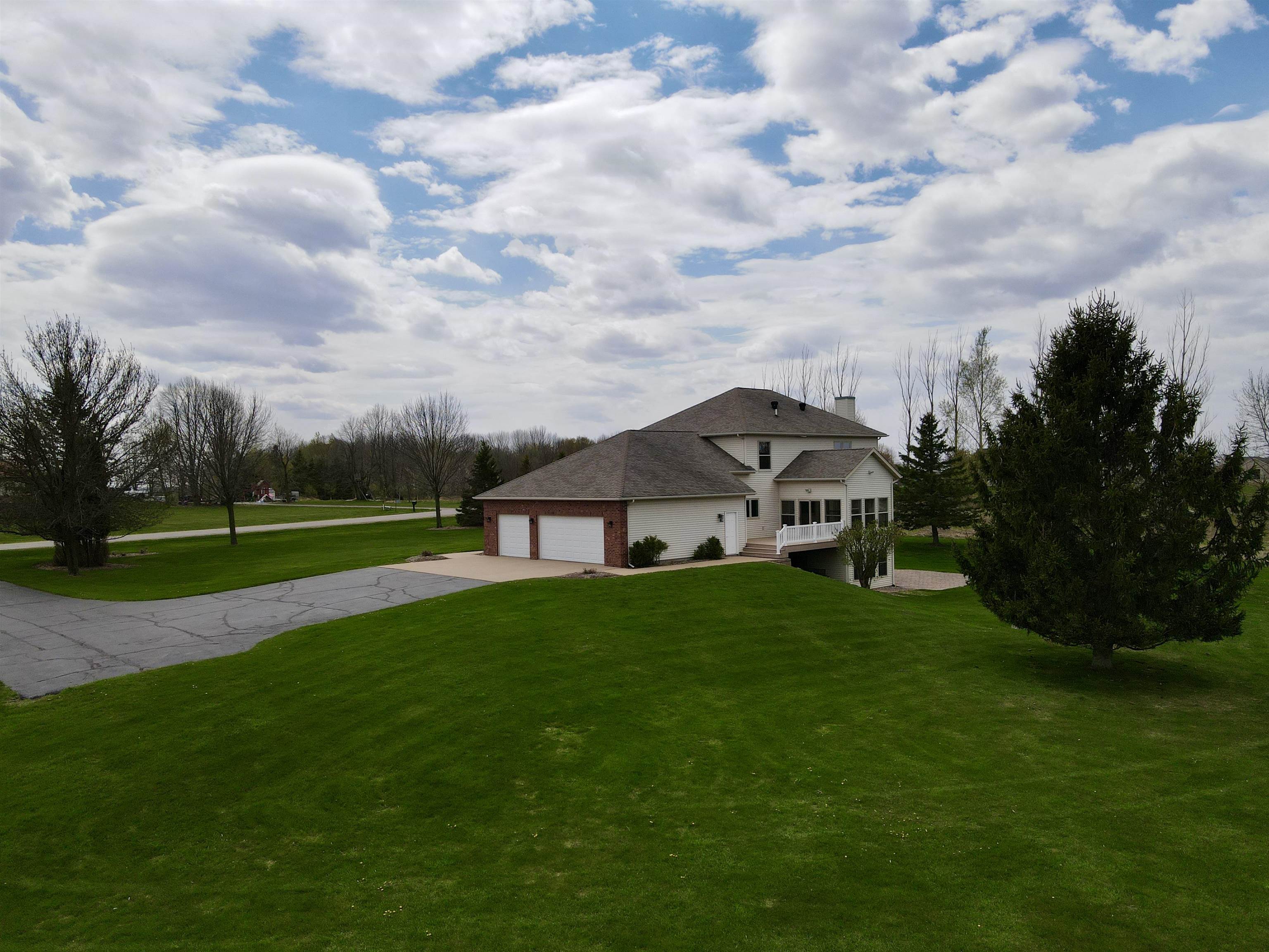 142806 ROLLING MEADOWS LANE, Wausau, Wisconsin 54401, 4 Bedrooms Bedrooms, ,3 BathroomsBathrooms,Residential,For Sale,142806 ROLLING MEADOWS LANE,22601149
