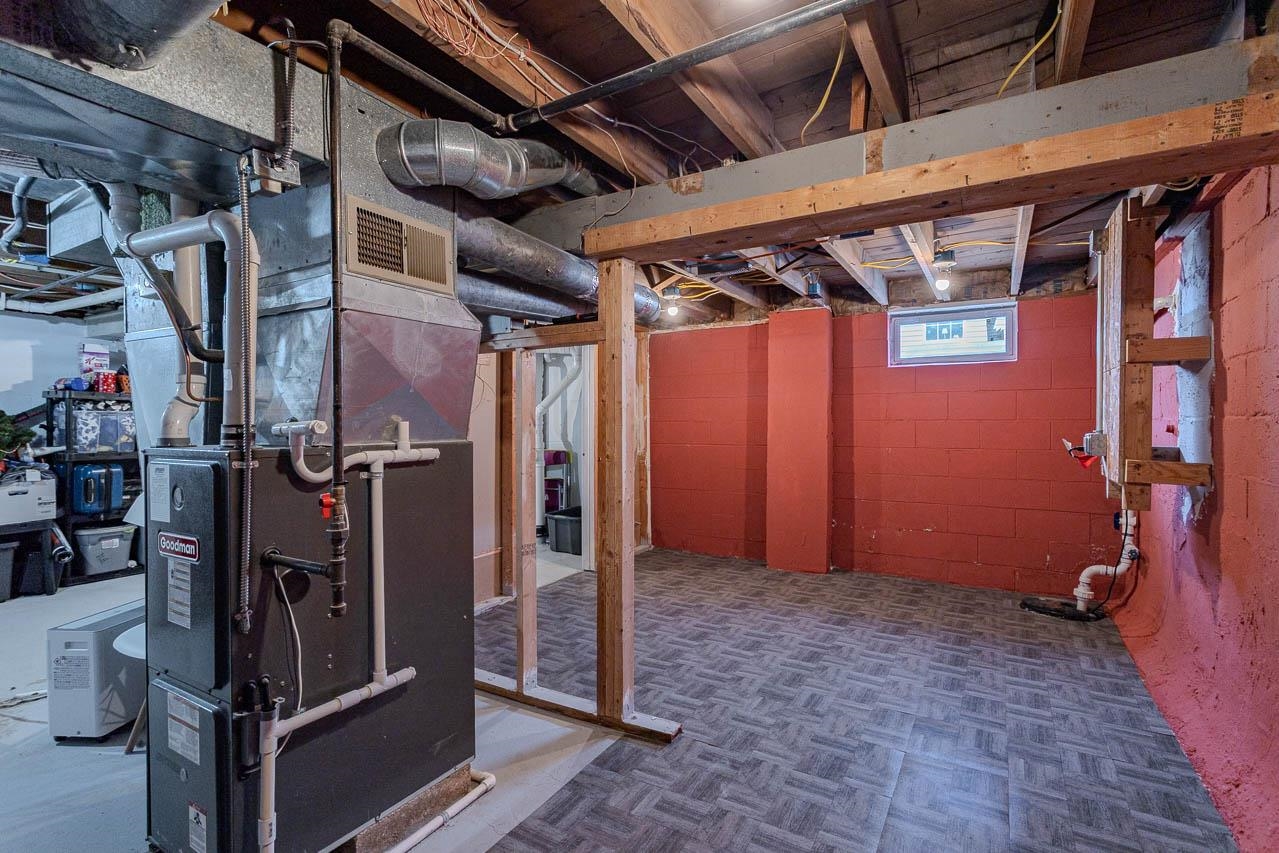 1008 N 9TH AVENUE, Wausau, Wisconsin 54401, 2 Bedrooms Bedrooms, ,1 BathroomBathrooms,Residential,For Sale,1008 N 9TH AVENUE,22601150