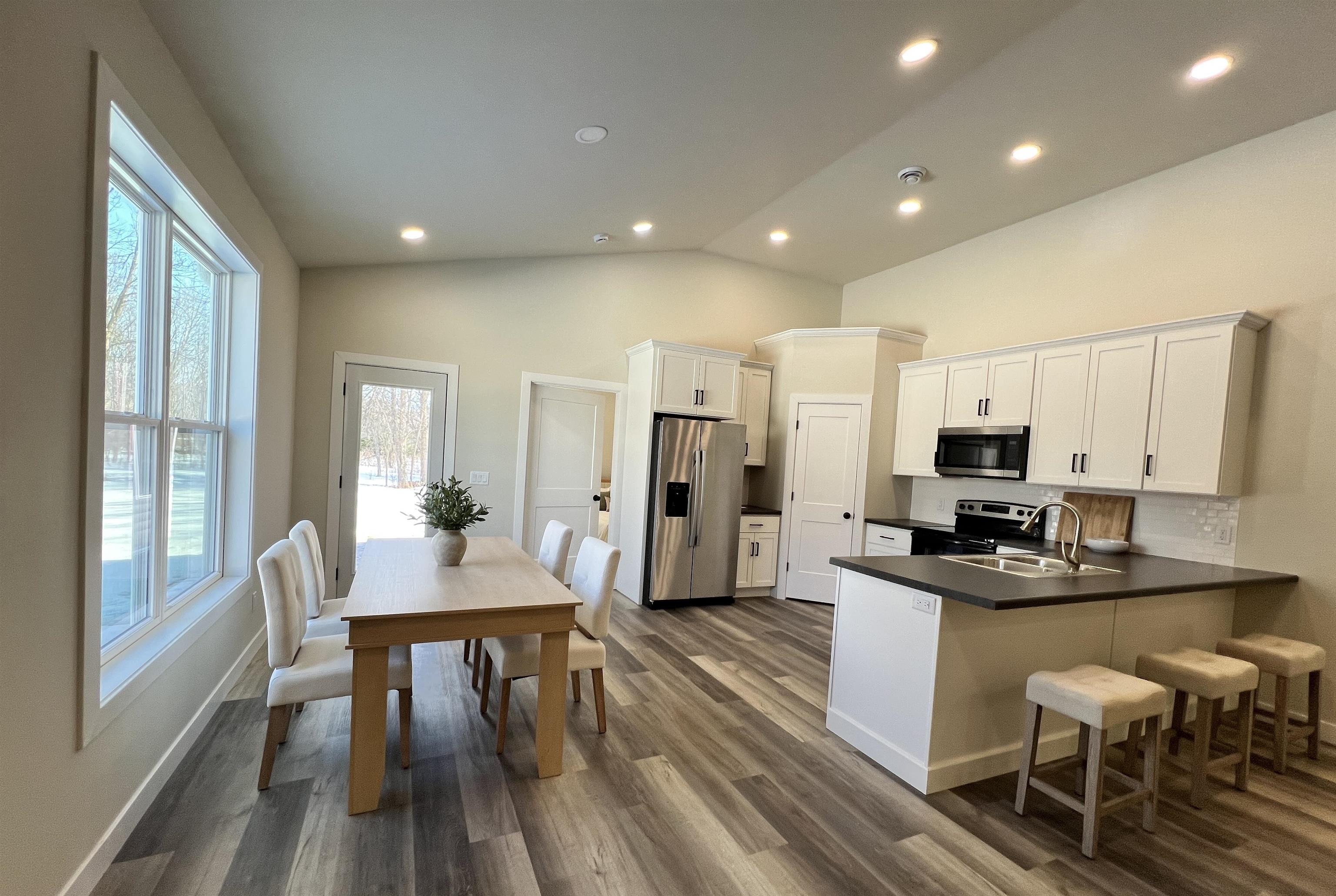 217 2ND STREET, Stevens Point, Wisconsin 54481, 3 Bedrooms Bedrooms, ,2 BathroomsBathrooms,Residential,For Sale,217 2ND STREET,22601151