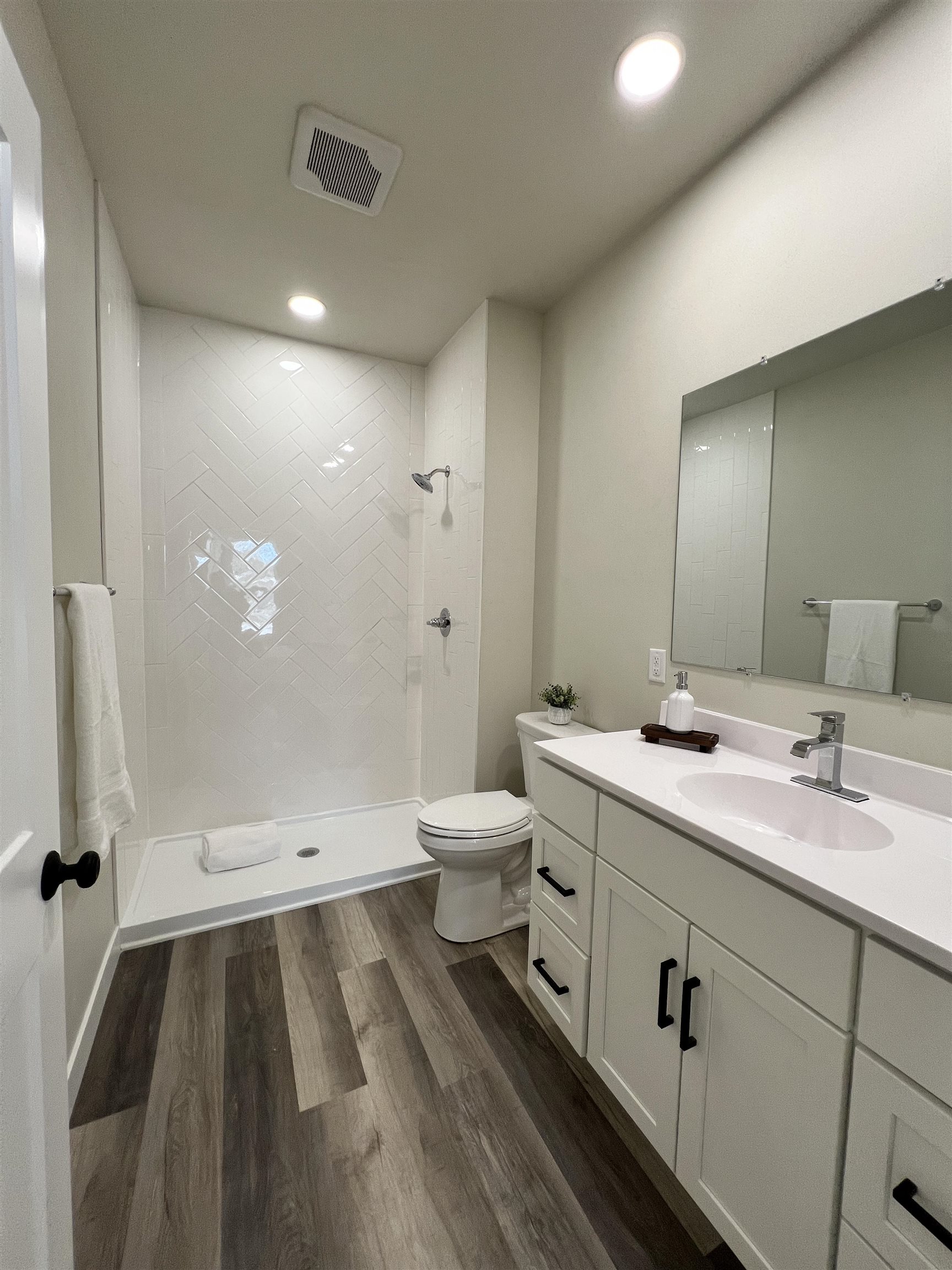 217 2ND STREET, Stevens Point, Wisconsin 54481, 3 Bedrooms Bedrooms, ,2 BathroomsBathrooms,Residential,For Sale,217 2ND STREET,22601151