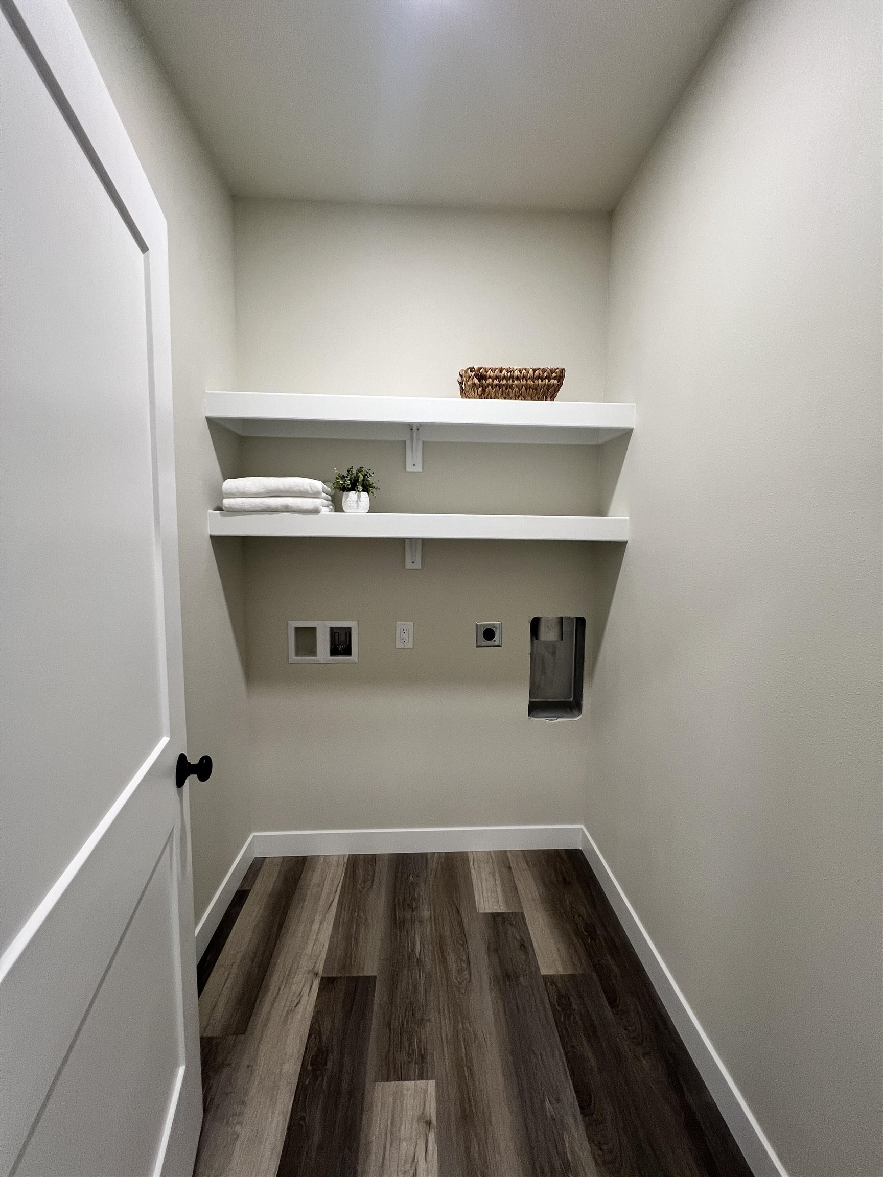 217 2ND STREET, Stevens Point, Wisconsin 54481, 3 Bedrooms Bedrooms, ,2 BathroomsBathrooms,Residential,For Sale,217 2ND STREET,22601151