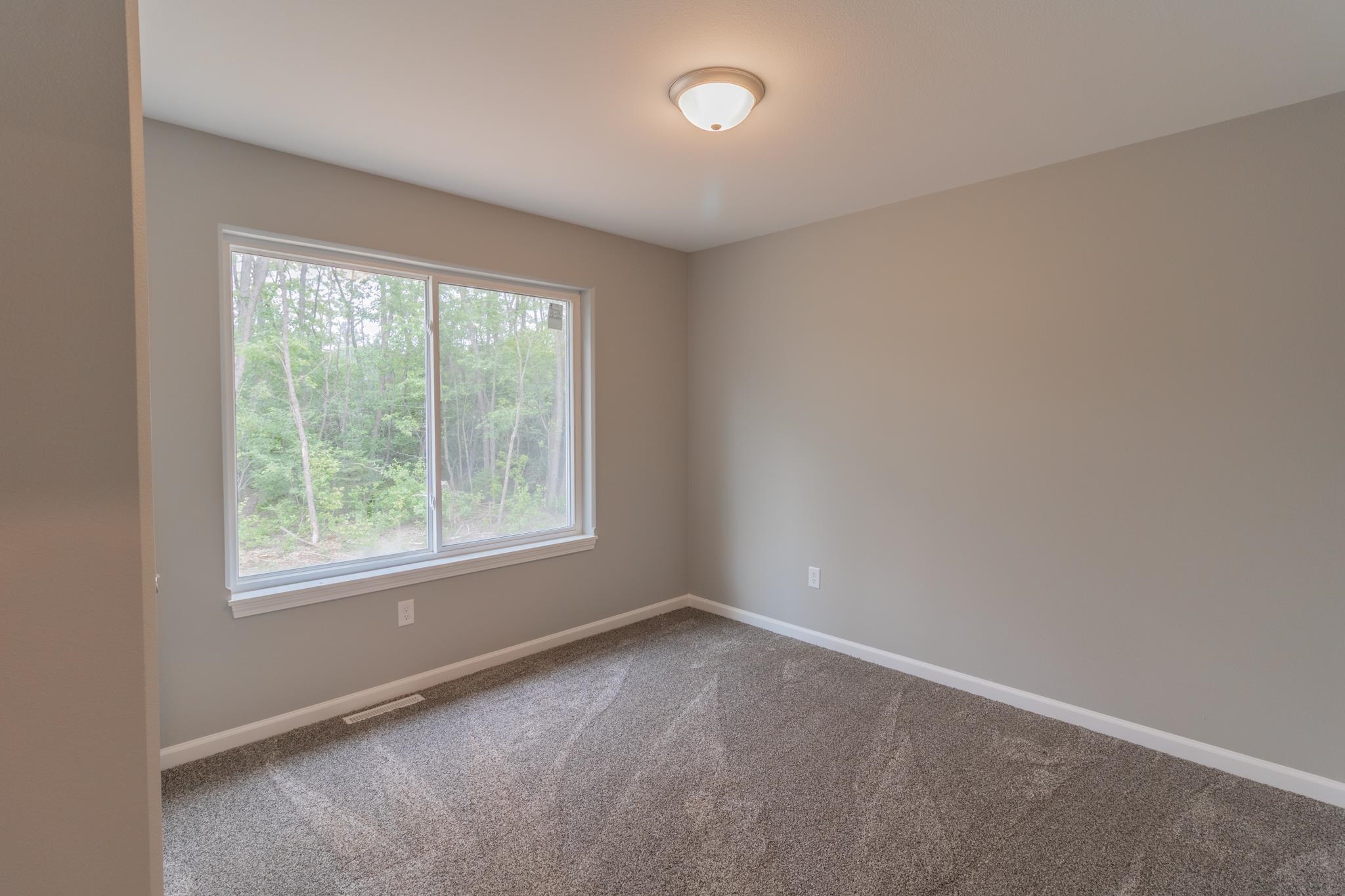 5572 FOREST CREEK ROAD, Stevens Point, Wisconsin 54482, 3 Bedrooms Bedrooms, ,2 BathroomsBathrooms,Residential,For Sale,5572 FOREST CREEK ROAD,22601154