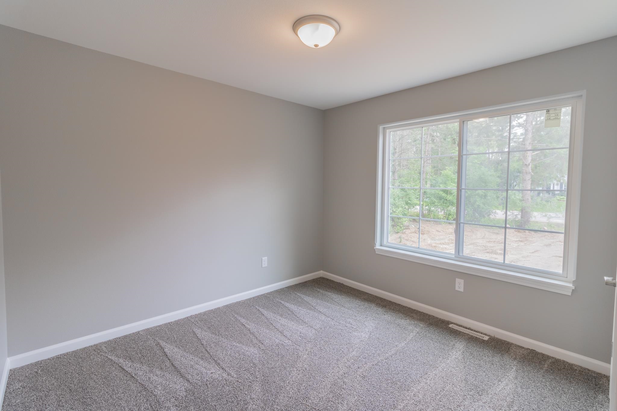 5572 FOREST CREEK ROAD, Stevens Point, Wisconsin 54482, 3 Bedrooms Bedrooms, ,2 BathroomsBathrooms,Residential,For Sale,5572 FOREST CREEK ROAD,22601154