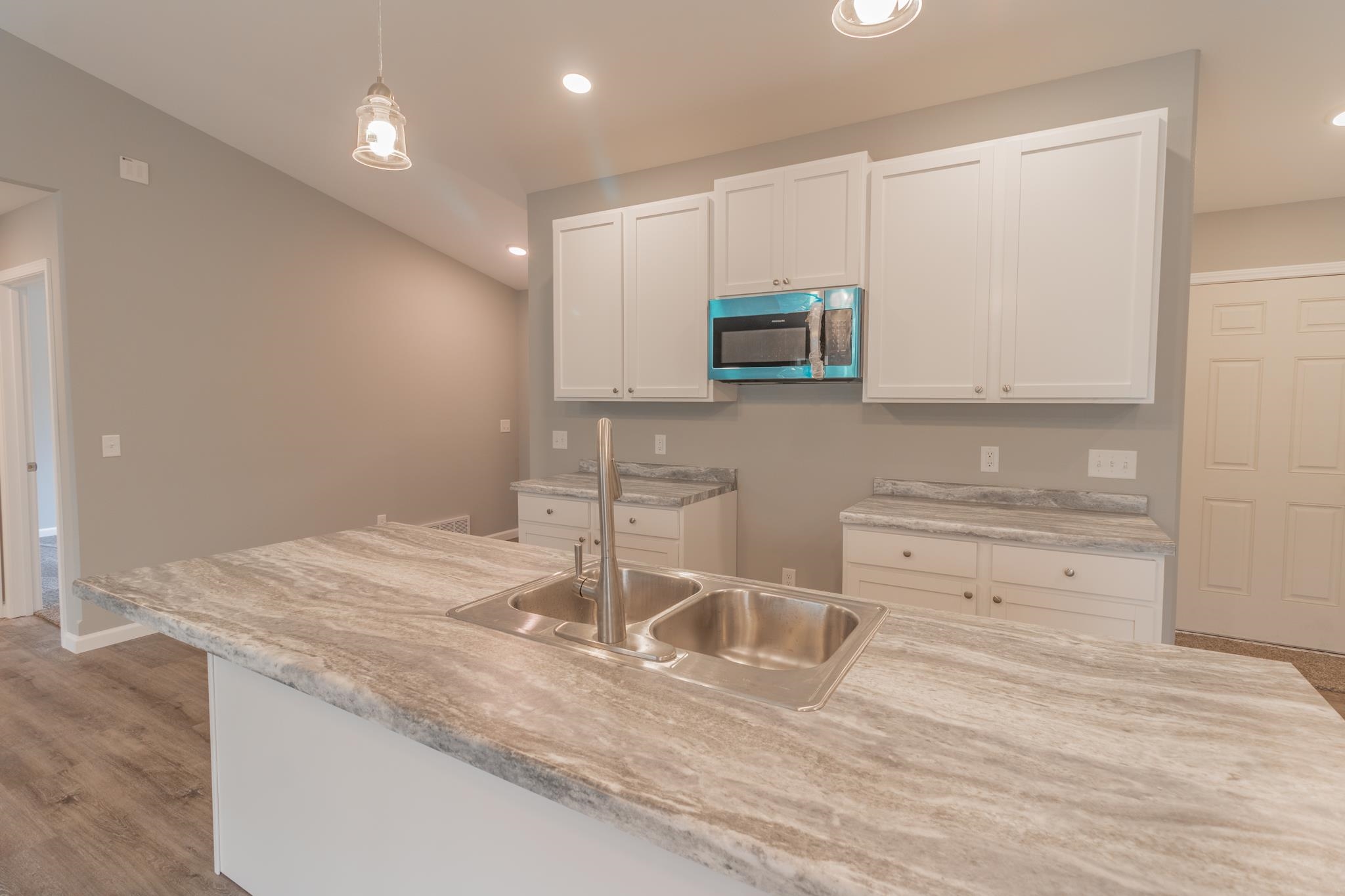 5572 FOREST CREEK ROAD, Stevens Point, Wisconsin 54482, 3 Bedrooms Bedrooms, ,2 BathroomsBathrooms,Residential,For Sale,5572 FOREST CREEK ROAD,22601154
