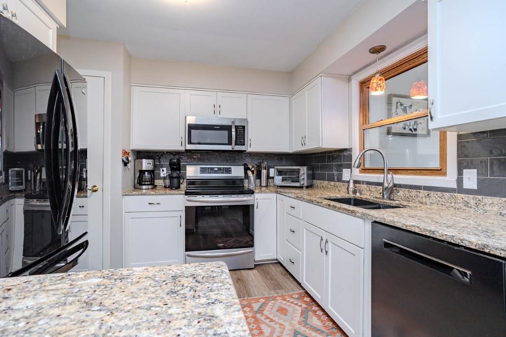 1908 KIMBERLY ROAD, Kronenwetter, Wisconsin 54455, 3 Bedrooms Bedrooms, ,2 BathroomsBathrooms,Residential,For Sale,1908 KIMBERLY ROAD,22601160