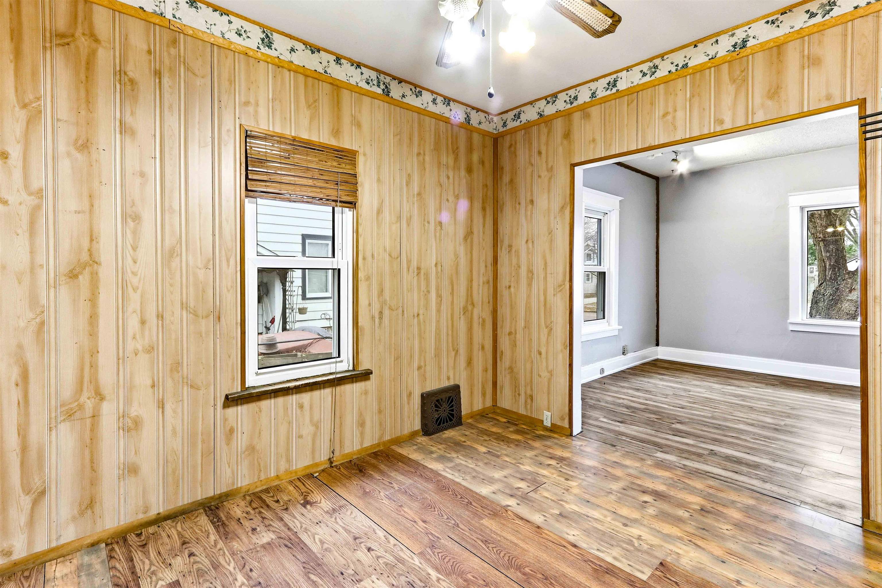 621 AVON STREET, Wisconsin Rapids, Wisconsin 54494, 3 Bedrooms Bedrooms, ,1 BathroomBathrooms,Residential,For Sale,621 AVON STREET,22601167