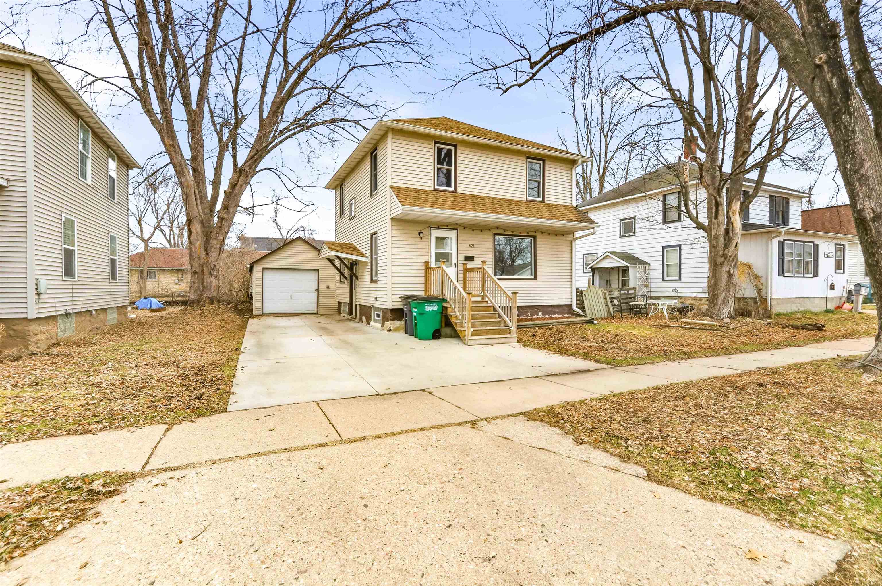 621 AVON STREET, Wisconsin Rapids, Wisconsin 54494, 3 Bedrooms Bedrooms, ,1 BathroomBathrooms,Residential,For Sale,621 AVON STREET,22601167