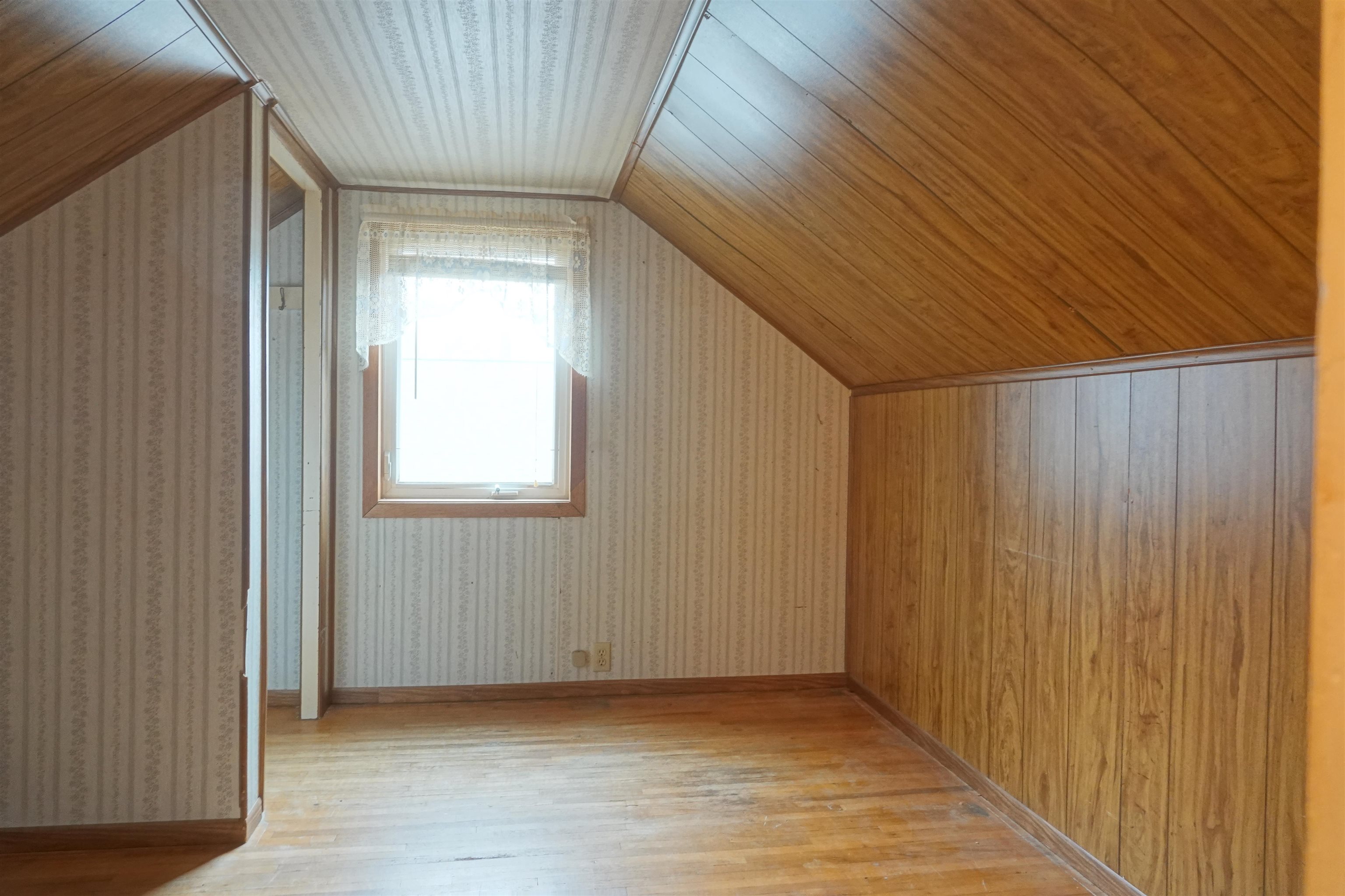 124 N LINCOLN, Stetsonville, Wisconsin 54480, 3 Bedrooms Bedrooms, ,1 BathroomBathrooms,Residential,For Sale,124 N LINCOLN,22601175
