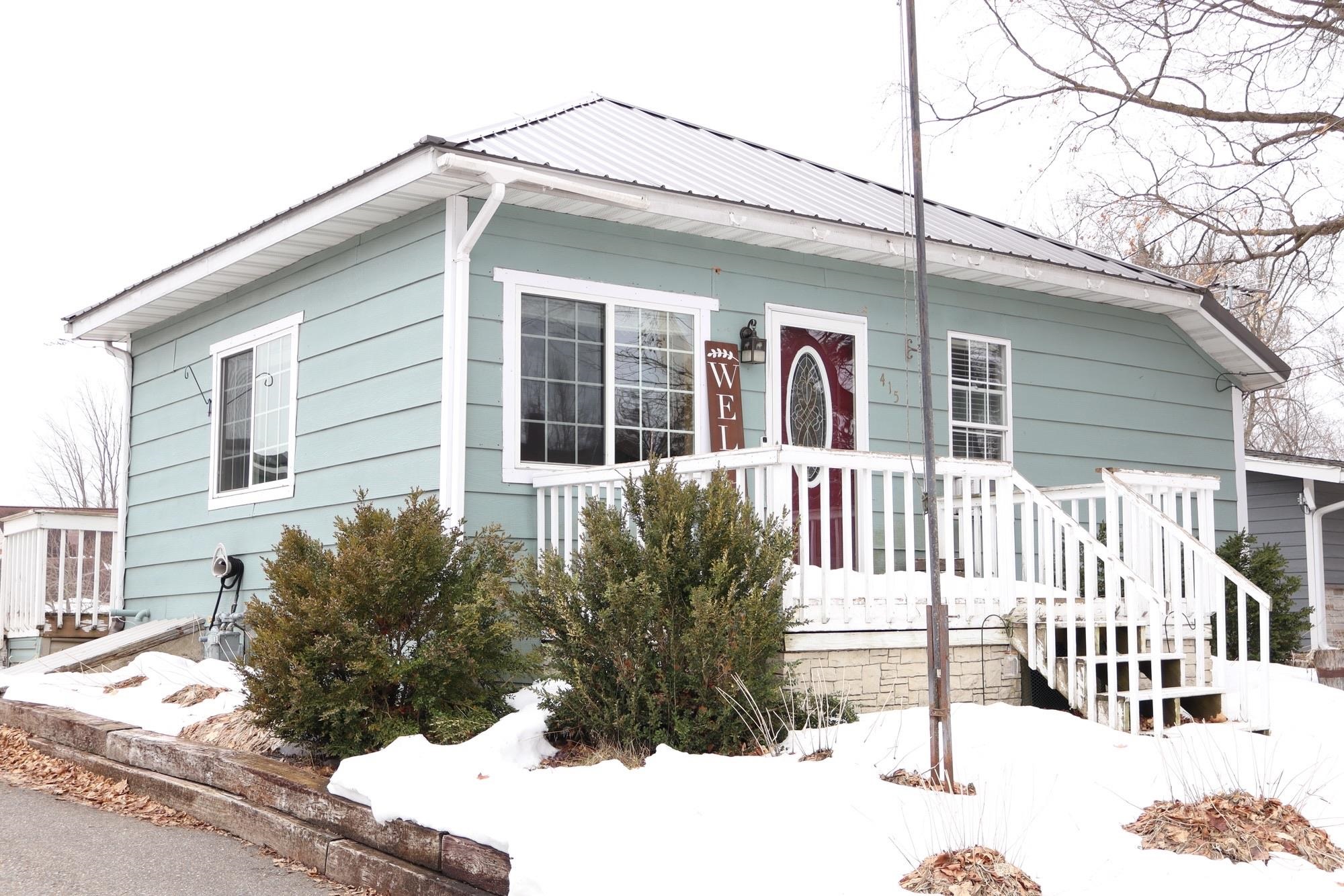 415 WAUSAU STREET, Birnamwood, Wisconsin 54414, 2 Bedrooms Bedrooms, ,1 BathroomBathrooms,Residential,For Sale,415 WAUSAU STREET,22601179