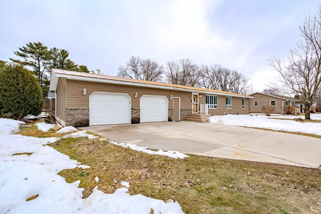 606 15TH STREET, Mosinee, Wisconsin 54455, 4 Bedrooms Bedrooms, ,2 BathroomsBathrooms,Residential,For Sale,606 15TH STREET,22601186