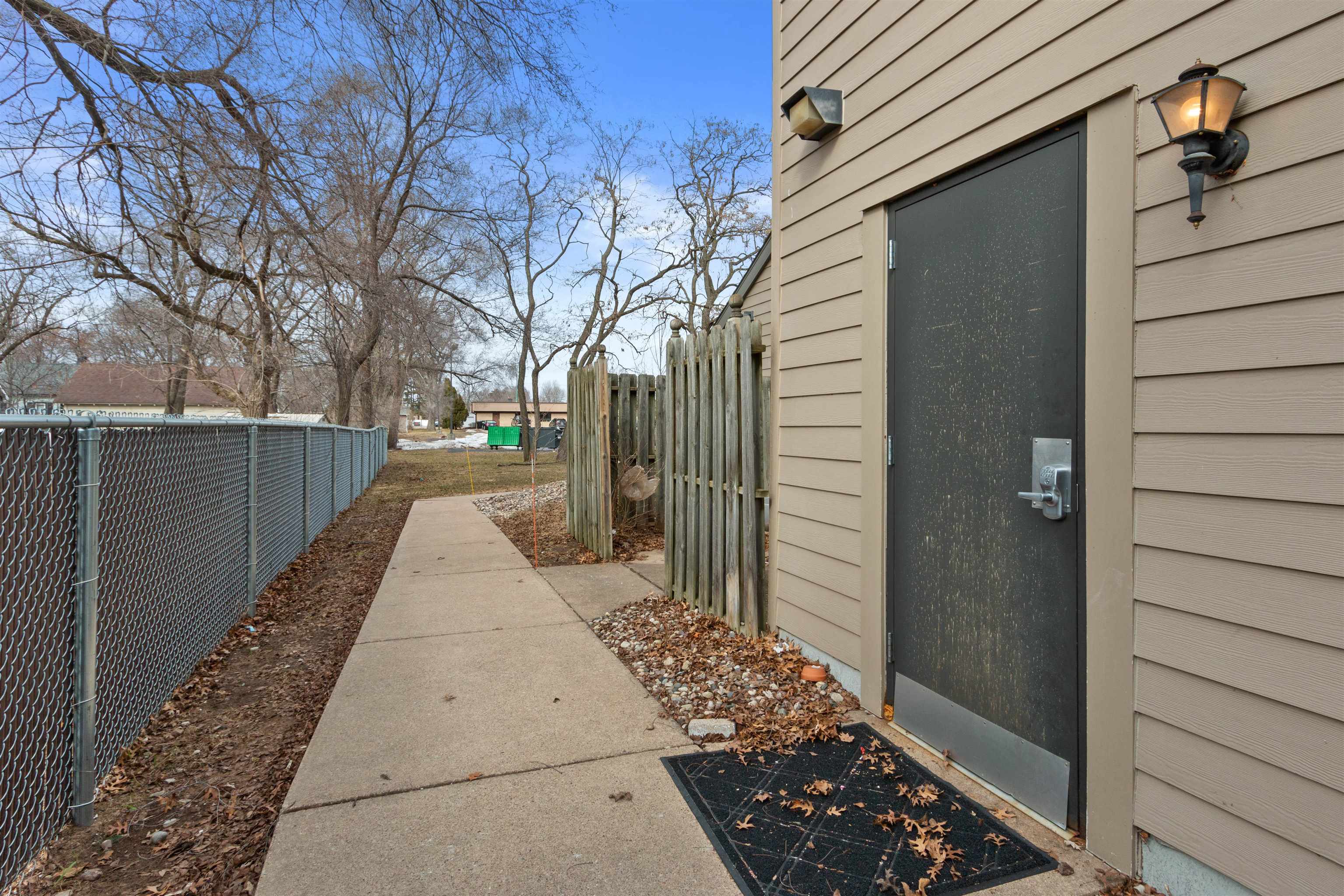 1730 7TH STREET SOUTH, Wisconsin Rapids, Wisconsin 54494, ,Commercial/industrial,For Rent,1730 7TH STREET SOUTH,22601188