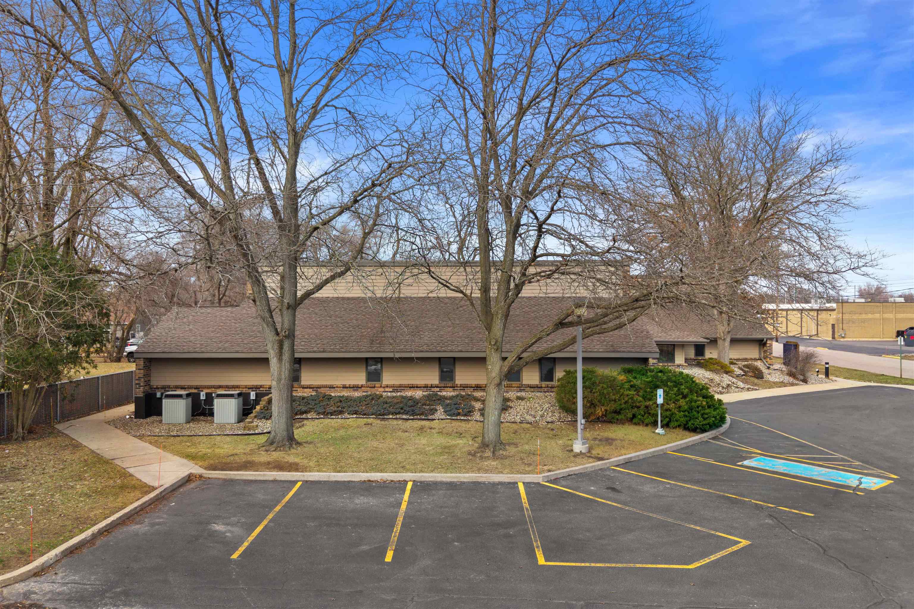1730 7TH STREET SOUTH, Wisconsin Rapids, Wisconsin 54494, ,Commercial/industrial,For Rent,1730 7TH STREET SOUTH,22601188