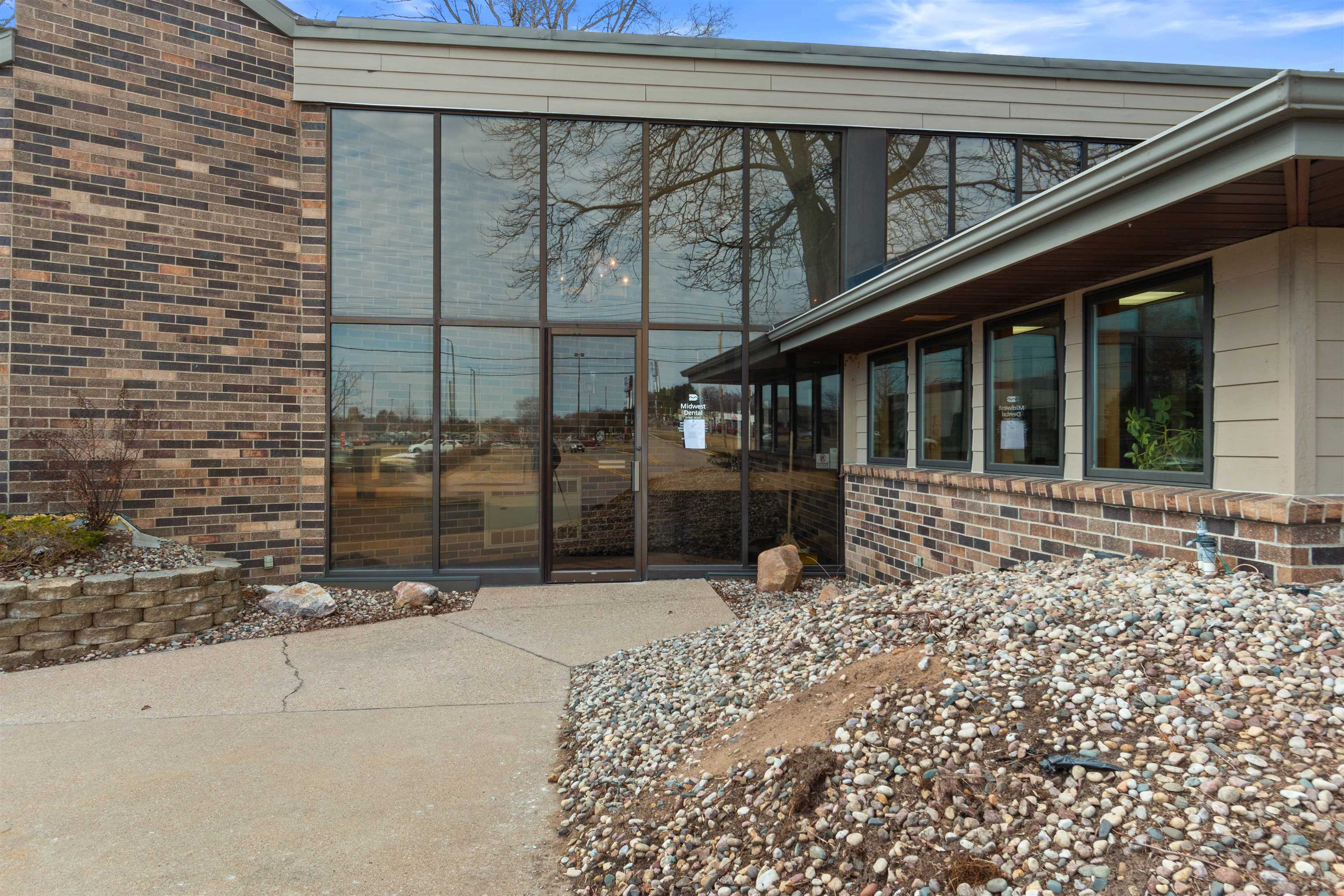 1730 7TH STREET SOUTH, Wisconsin Rapids, Wisconsin 54494, ,Commercial/industrial,For Rent,1730 7TH STREET SOUTH,22601188