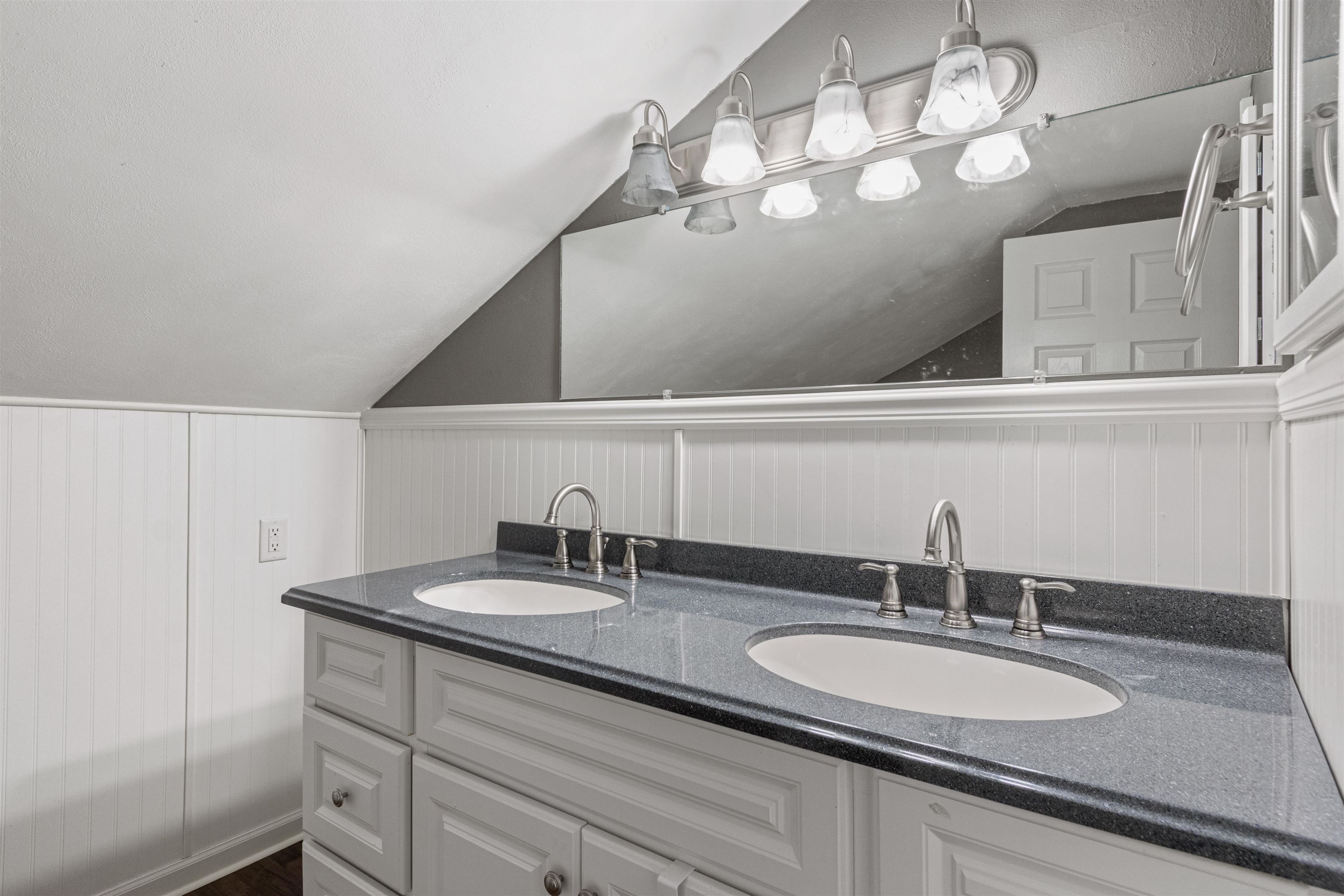 111 3RD STREET, Port Edwards, Wisconsin 54469, 3 Bedrooms Bedrooms, ,1 BathroomBathrooms,Residential,For Sale,111 3RD STREET,22601193