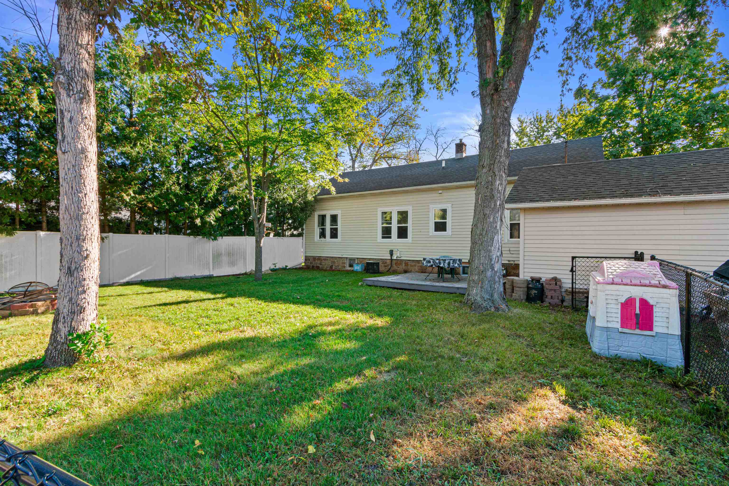 111 3RD STREET, Port Edwards, Wisconsin 54469, 3 Bedrooms Bedrooms, ,1 BathroomBathrooms,Residential,For Sale,111 3RD STREET,22601193