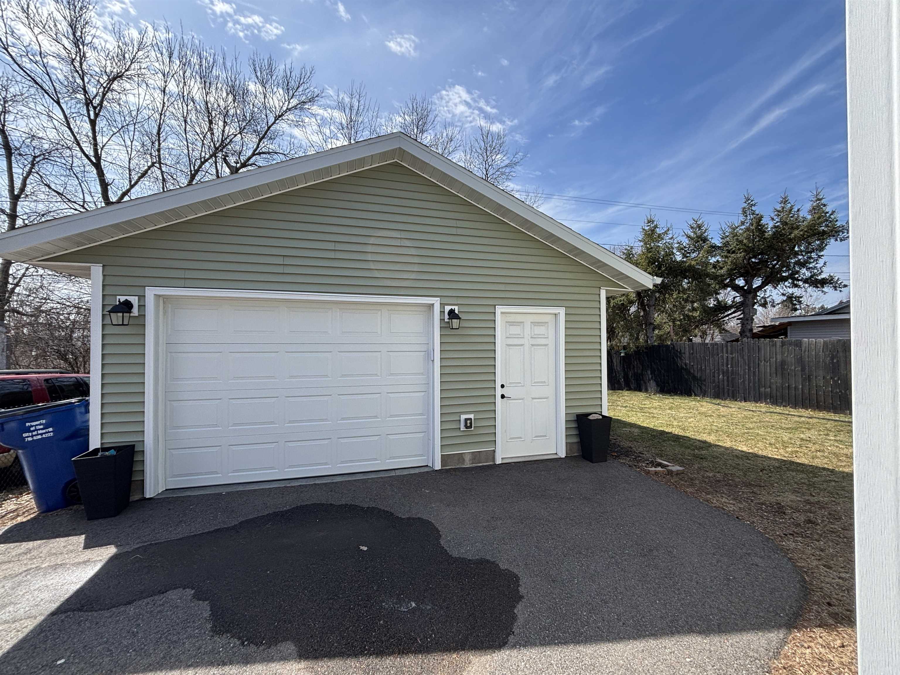 909 GRAND AVENUE, Merrill, Wisconsin 54452, 3 Bedrooms Bedrooms, ,1 BathroomBathrooms,Residential,For Sale,909 GRAND AVENUE,22601195