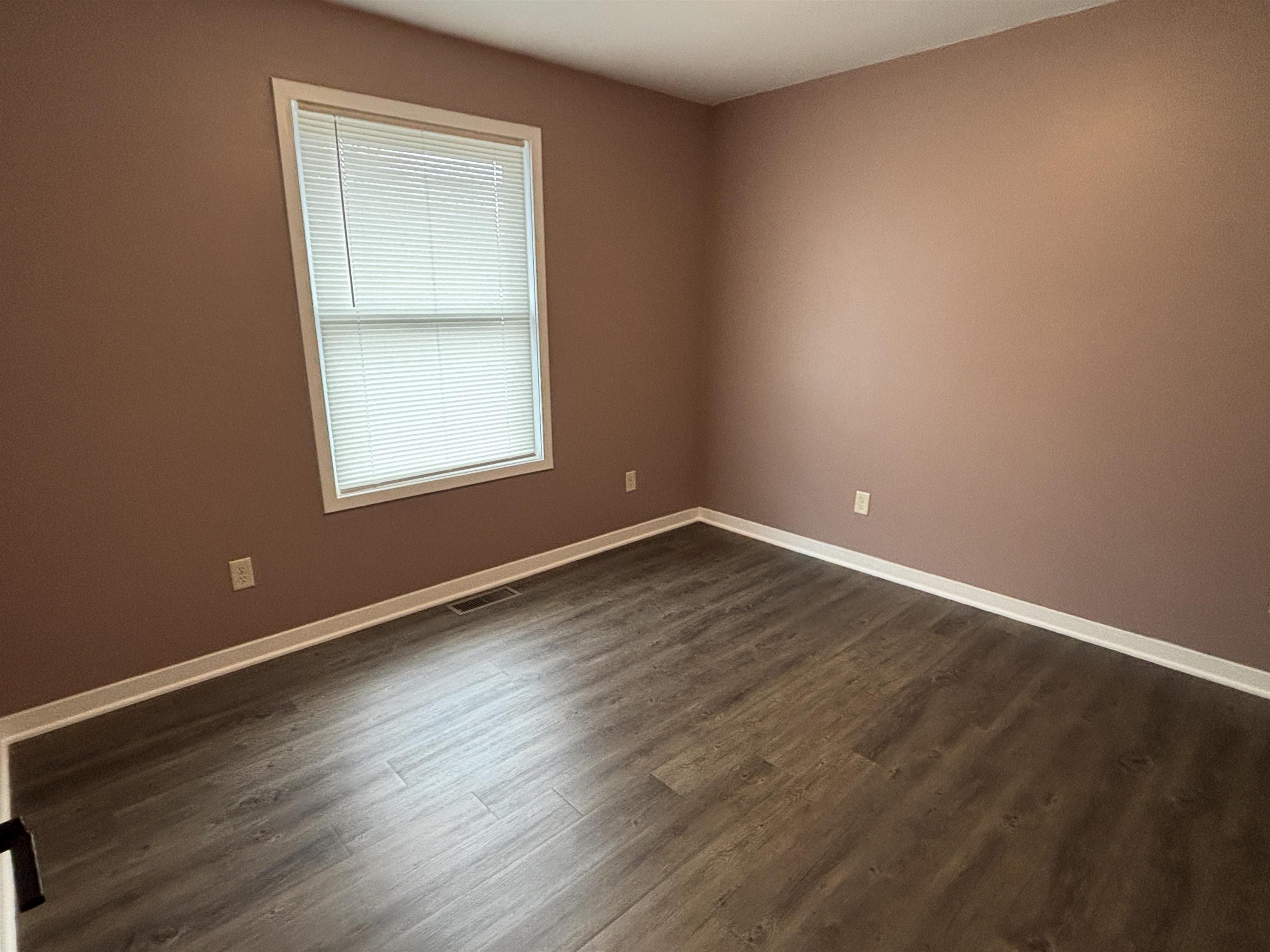 909 GRAND AVENUE, Merrill, Wisconsin 54452, 3 Bedrooms Bedrooms, ,1 BathroomBathrooms,Residential,For Sale,909 GRAND AVENUE,22601195