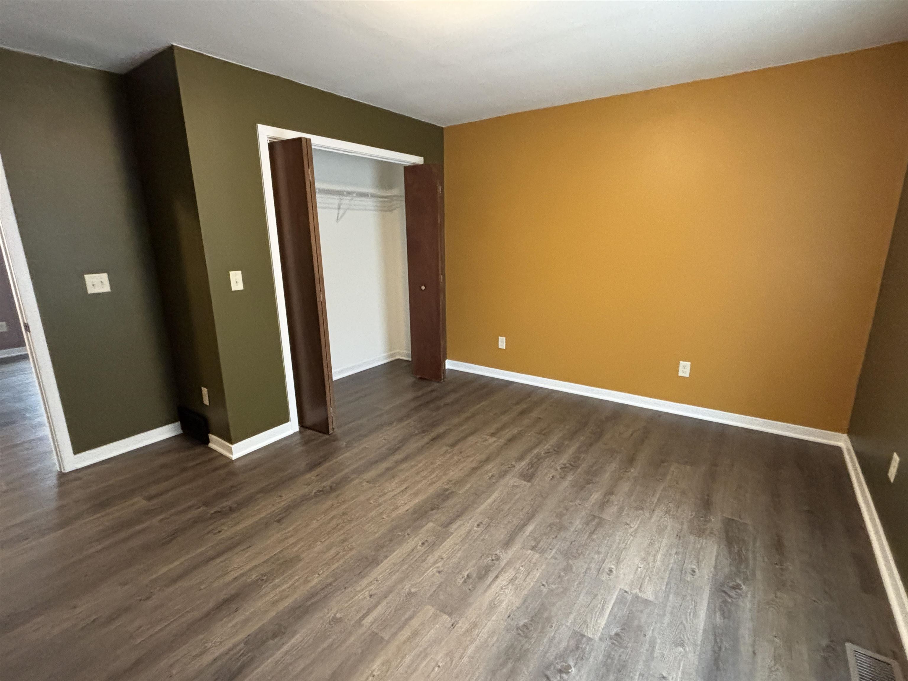 909 GRAND AVENUE, Merrill, Wisconsin 54452, 3 Bedrooms Bedrooms, ,1 BathroomBathrooms,Residential,For Sale,909 GRAND AVENUE,22601195
