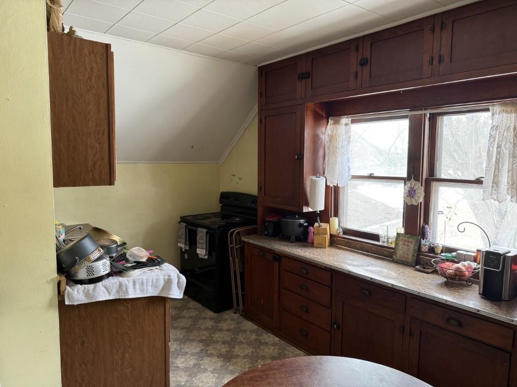 618 DELEGLISE STREET, Antigo, Wisconsin 54409, 2 Bedrooms Bedrooms, ,1 BathroomBathrooms,Multi-family,For Sale,618 DELEGLISE STREET,22601196