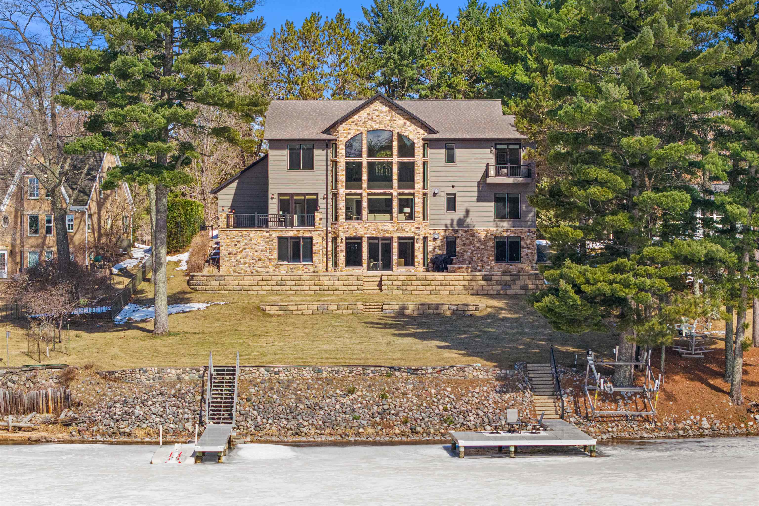 9621 MANITOU PARK DRIVE, Minocqua, Wisconsin 54548, 5 Bedrooms Bedrooms, ,4 BathroomsBathrooms,Residential,For Sale,9621 MANITOU PARK DRIVE,22601197