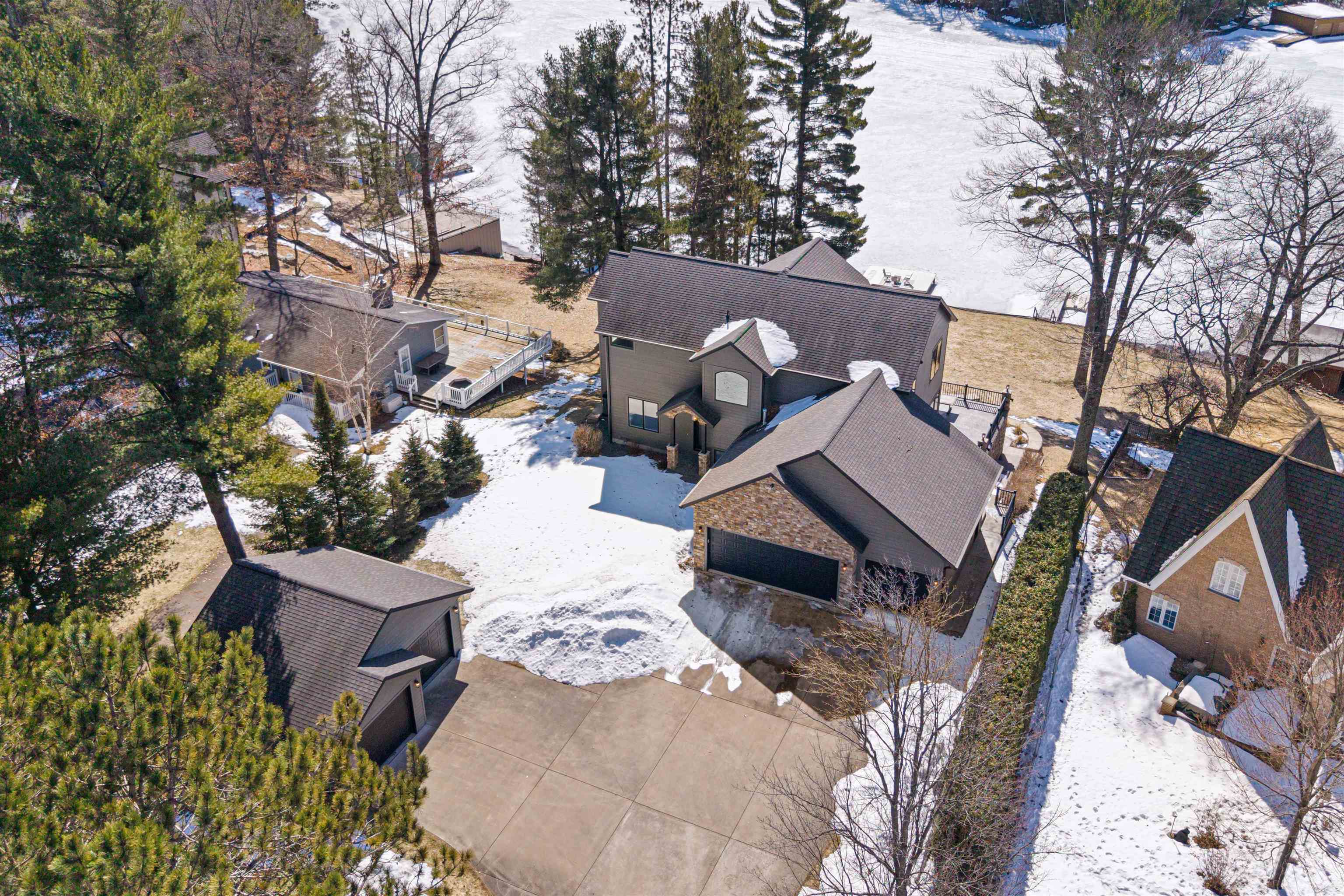 9621 MANITOU PARK DRIVE, Minocqua, Wisconsin 54548, 5 Bedrooms Bedrooms, ,4 BathroomsBathrooms,Residential,For Sale,9621 MANITOU PARK DRIVE,22601197
