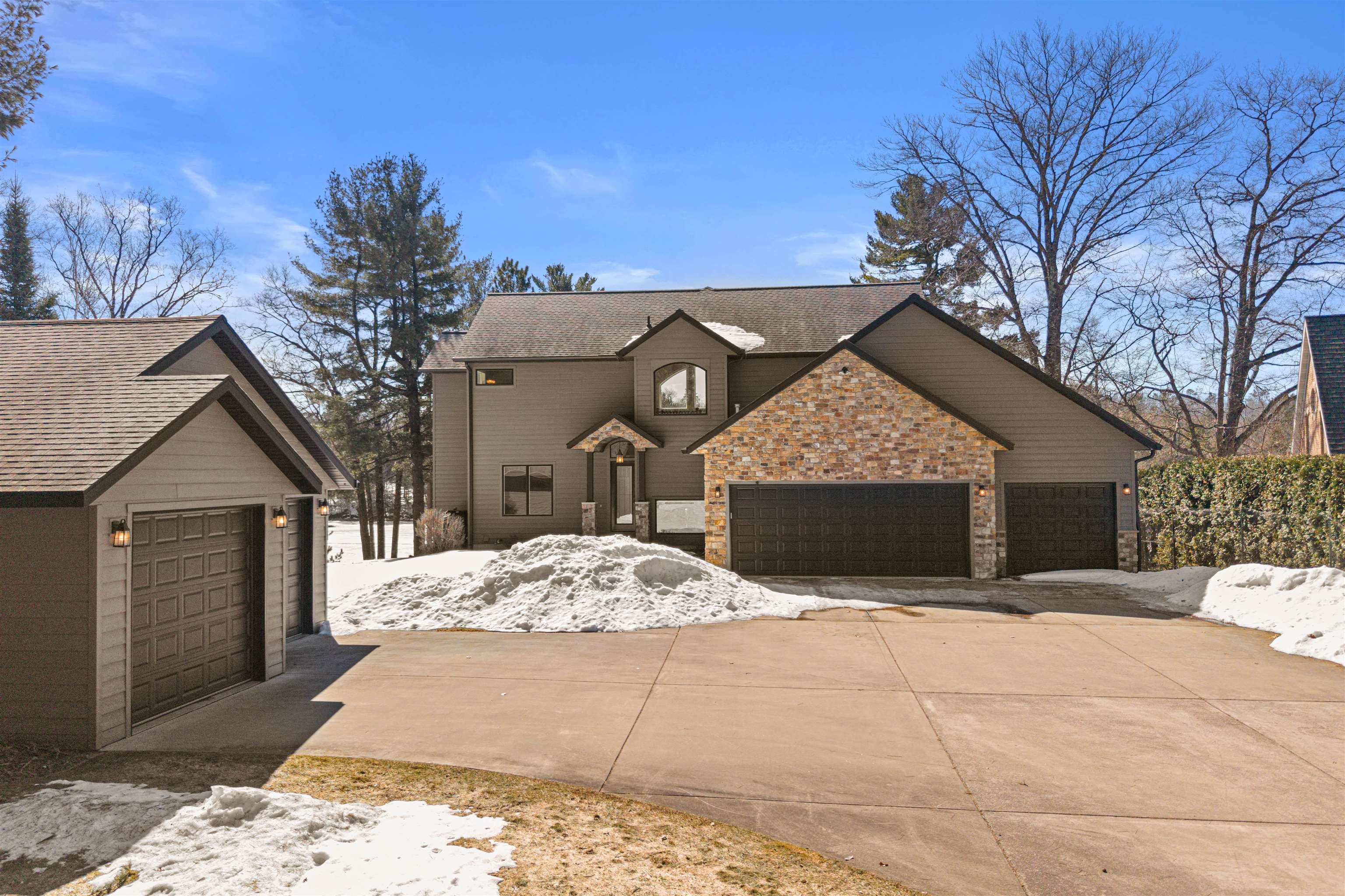 9621 MANITOU PARK DRIVE, Minocqua, Wisconsin 54548, 5 Bedrooms Bedrooms, ,4 BathroomsBathrooms,Residential,For Sale,9621 MANITOU PARK DRIVE,22601197