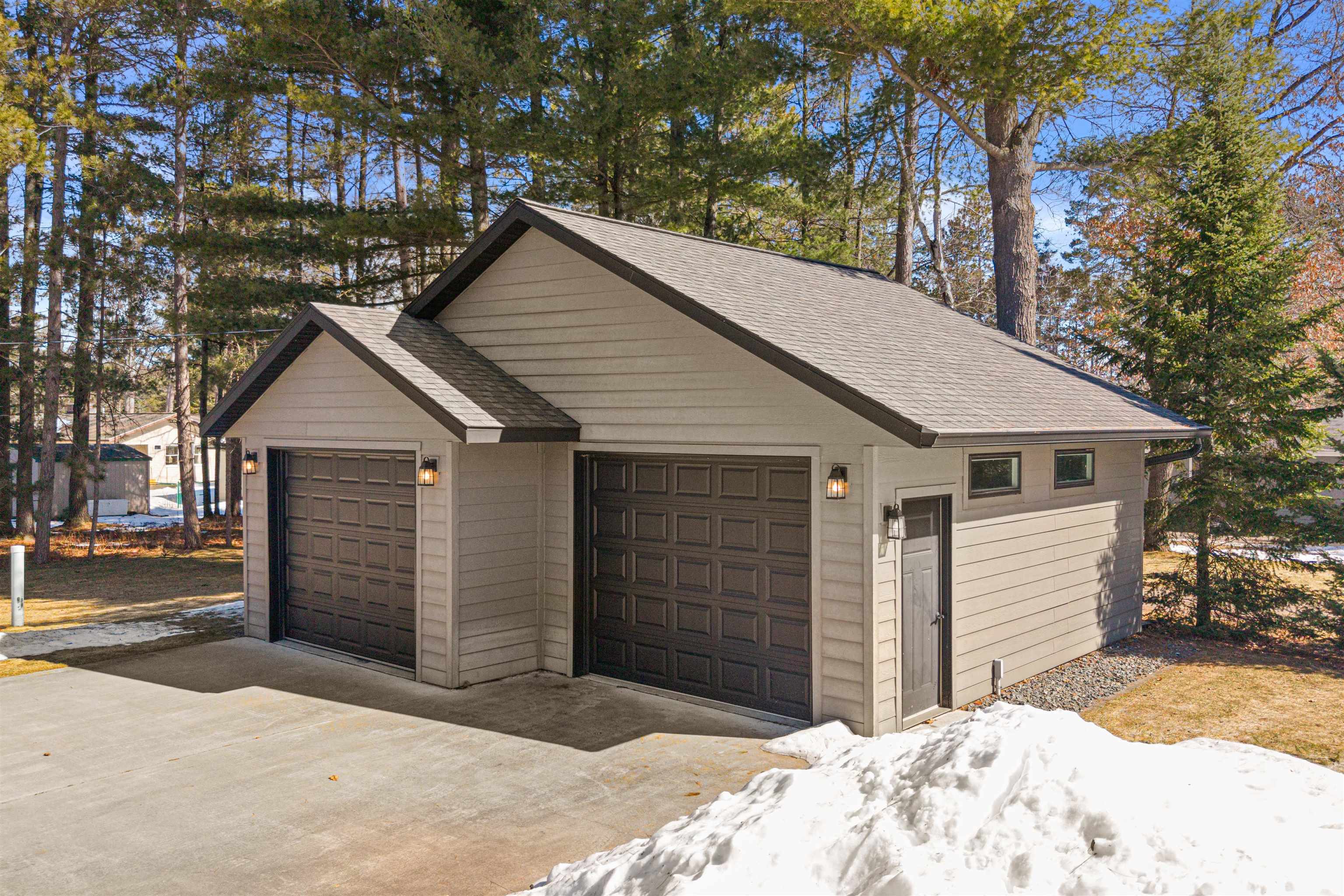 9621 MANITOU PARK DRIVE, Minocqua, Wisconsin 54548, 5 Bedrooms Bedrooms, ,4 BathroomsBathrooms,Residential,For Sale,9621 MANITOU PARK DRIVE,22601197