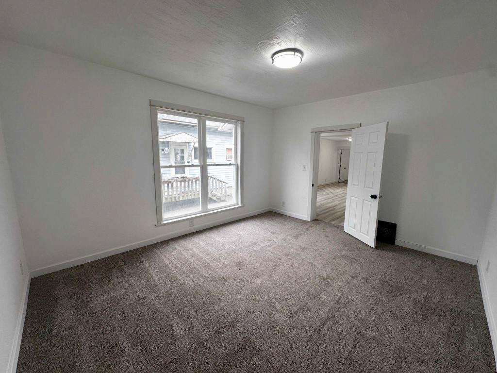 1016 4TH AVENUE, Antigo, Wisconsin 54409, 2 Bedrooms Bedrooms, ,2 BathroomsBathrooms,Multi-family,For Sale,1016 4TH AVENUE,22601198