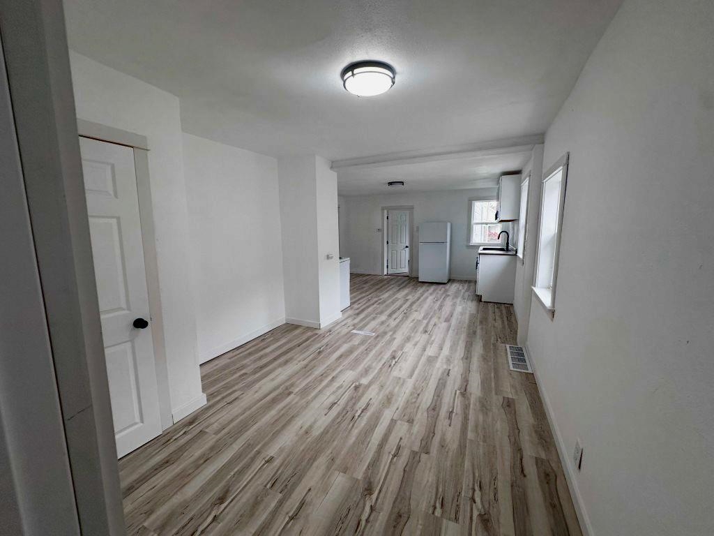 1016 4TH AVENUE, Antigo, Wisconsin 54409, 2 Bedrooms Bedrooms, ,2 BathroomsBathrooms,Multi-family,For Sale,1016 4TH AVENUE,22601198
