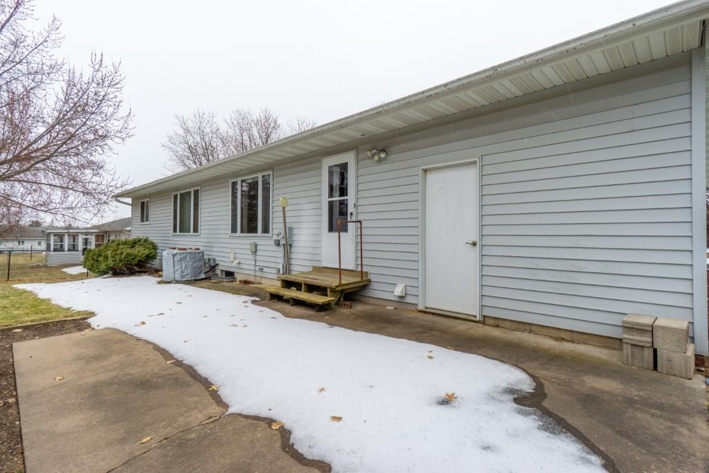 1502 GRAHAM STREET, Wausau, Wisconsin 54401, 3 Bedrooms Bedrooms, ,2 BathroomsBathrooms,Residential,For Sale,1502 GRAHAM STREET,22601204