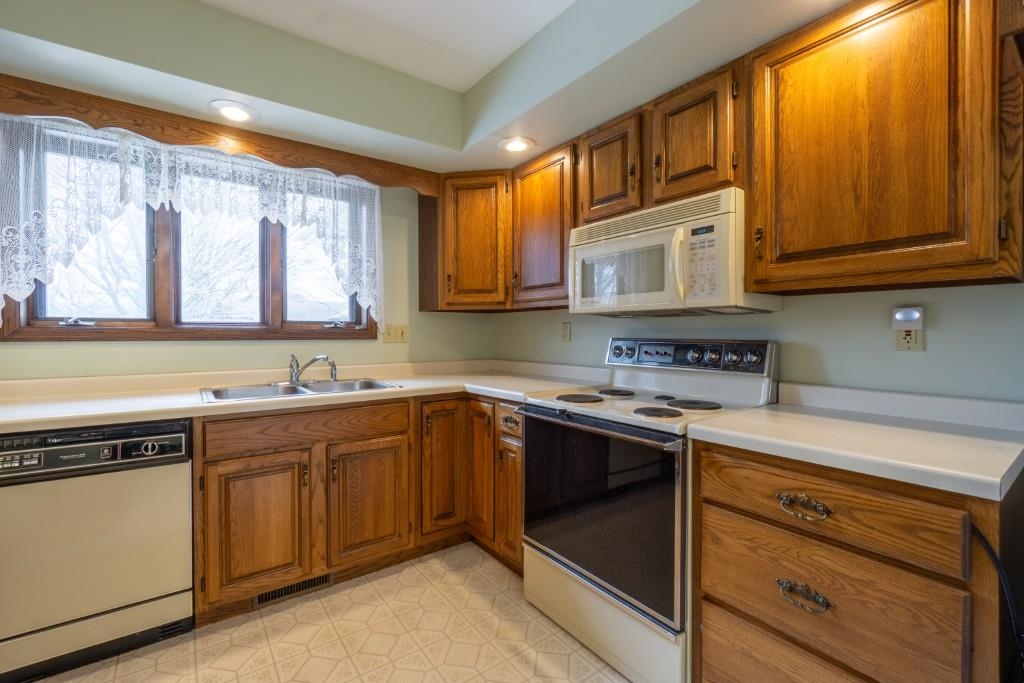 1502 GRAHAM STREET, Wausau, Wisconsin 54401, 3 Bedrooms Bedrooms, ,2 BathroomsBathrooms,Residential,For Sale,1502 GRAHAM STREET,22601204